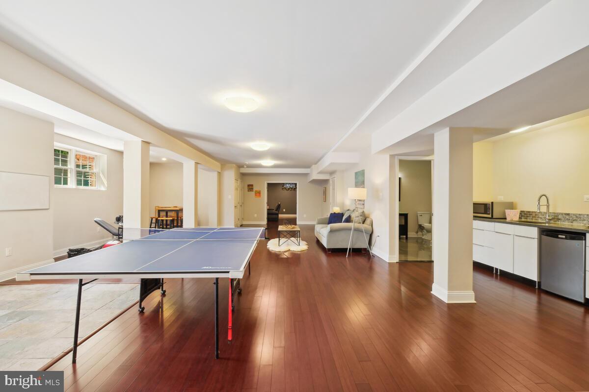 DARNESTOWN KNOLLS - Residential