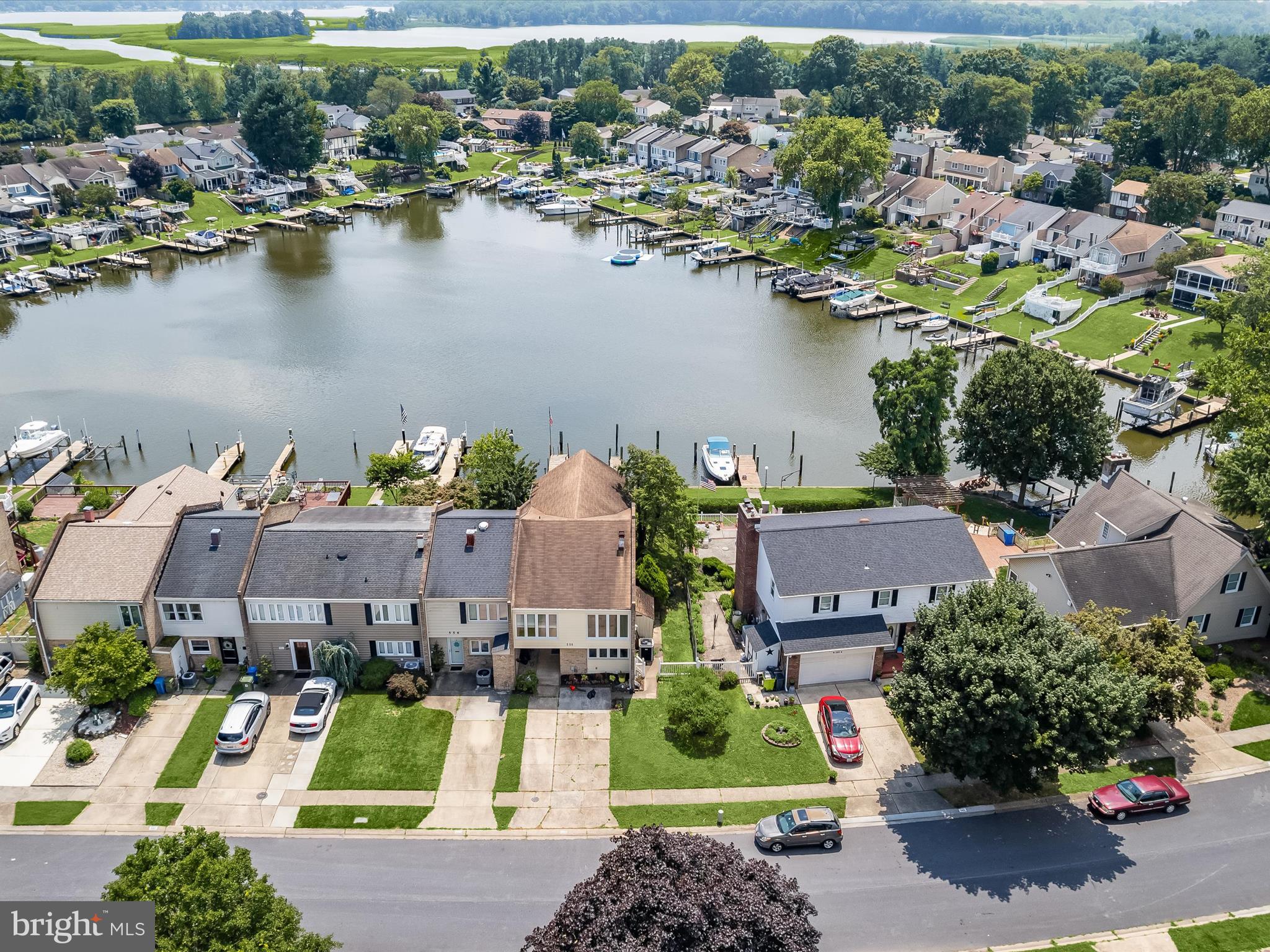558 ANCHOR DRIVE