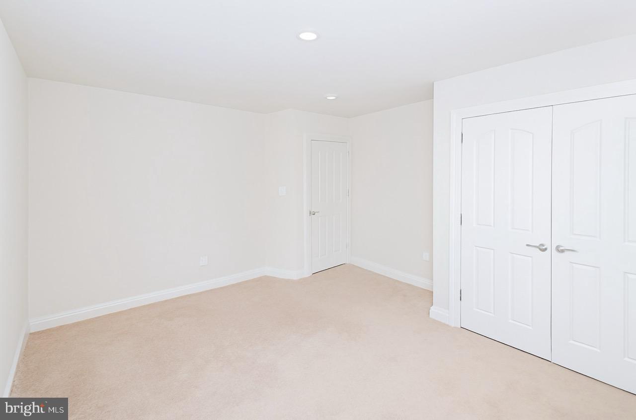 CHESAPEAKE VILLAGE - Residential Lease