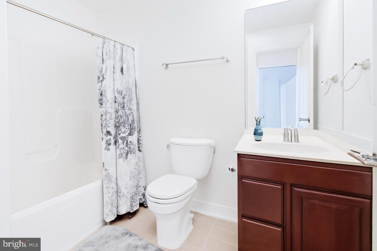 CHESAPEAKE VILLAGE - Residential Lease