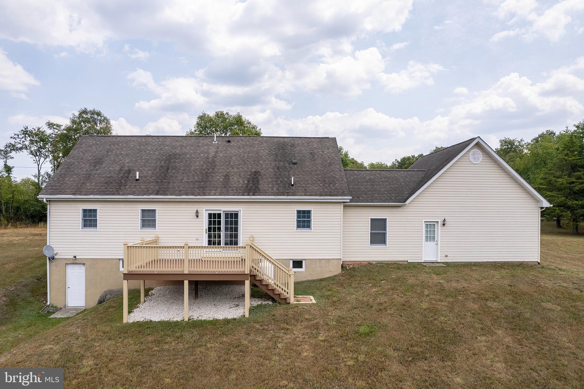 DUNMORE RIDGE PARK - Residential