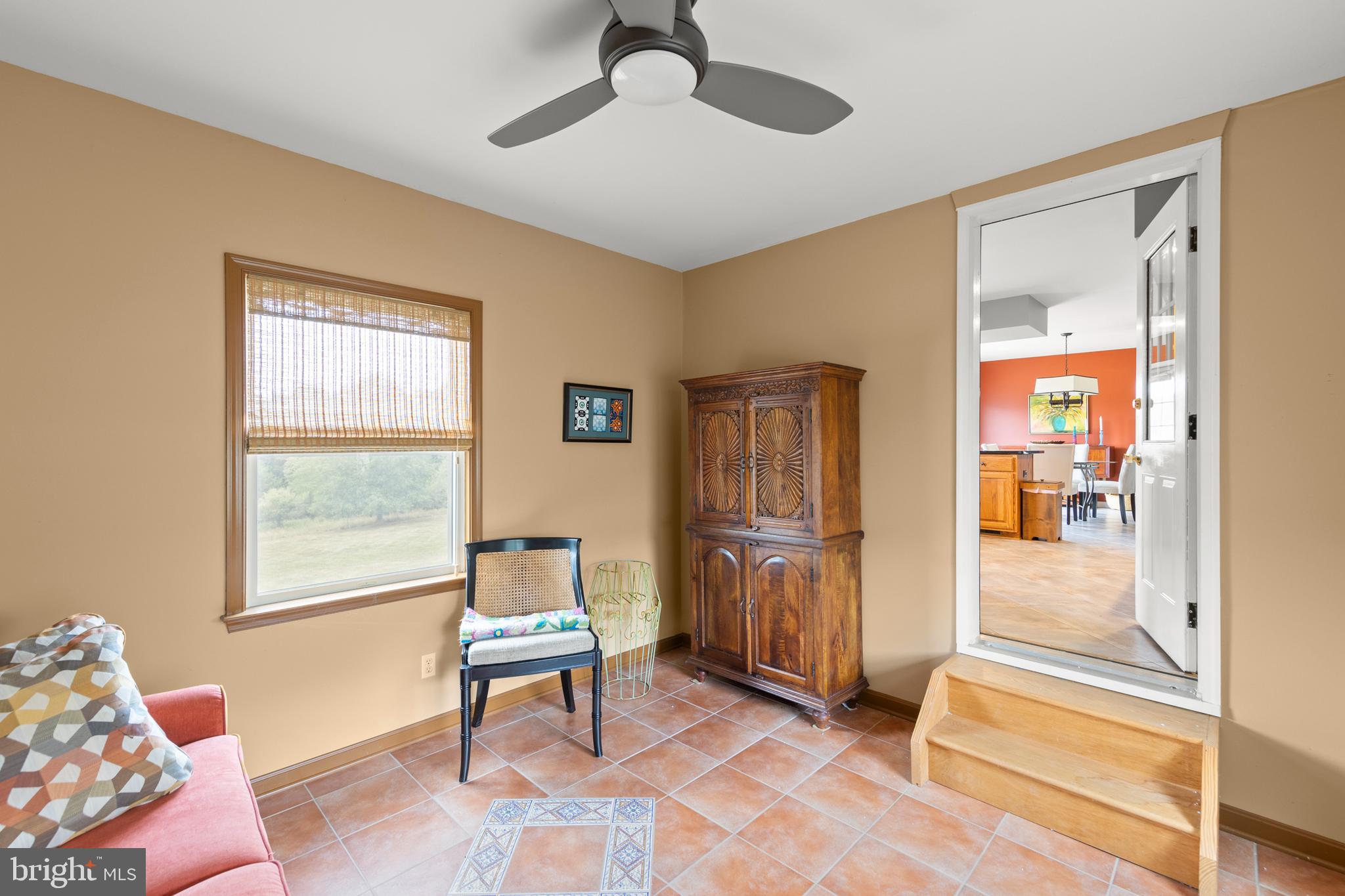 DUNMORE RIDGE PARK - Residential