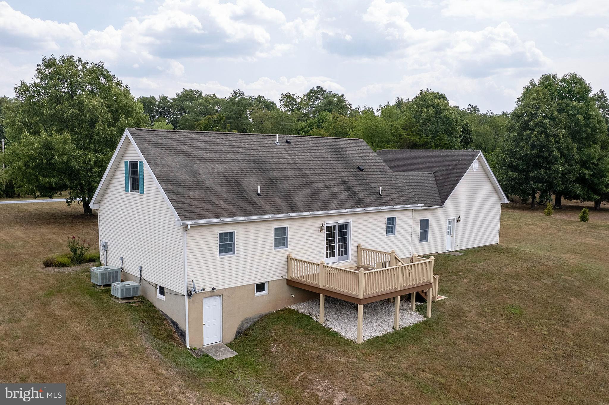 DUNMORE RIDGE PARK - Residential