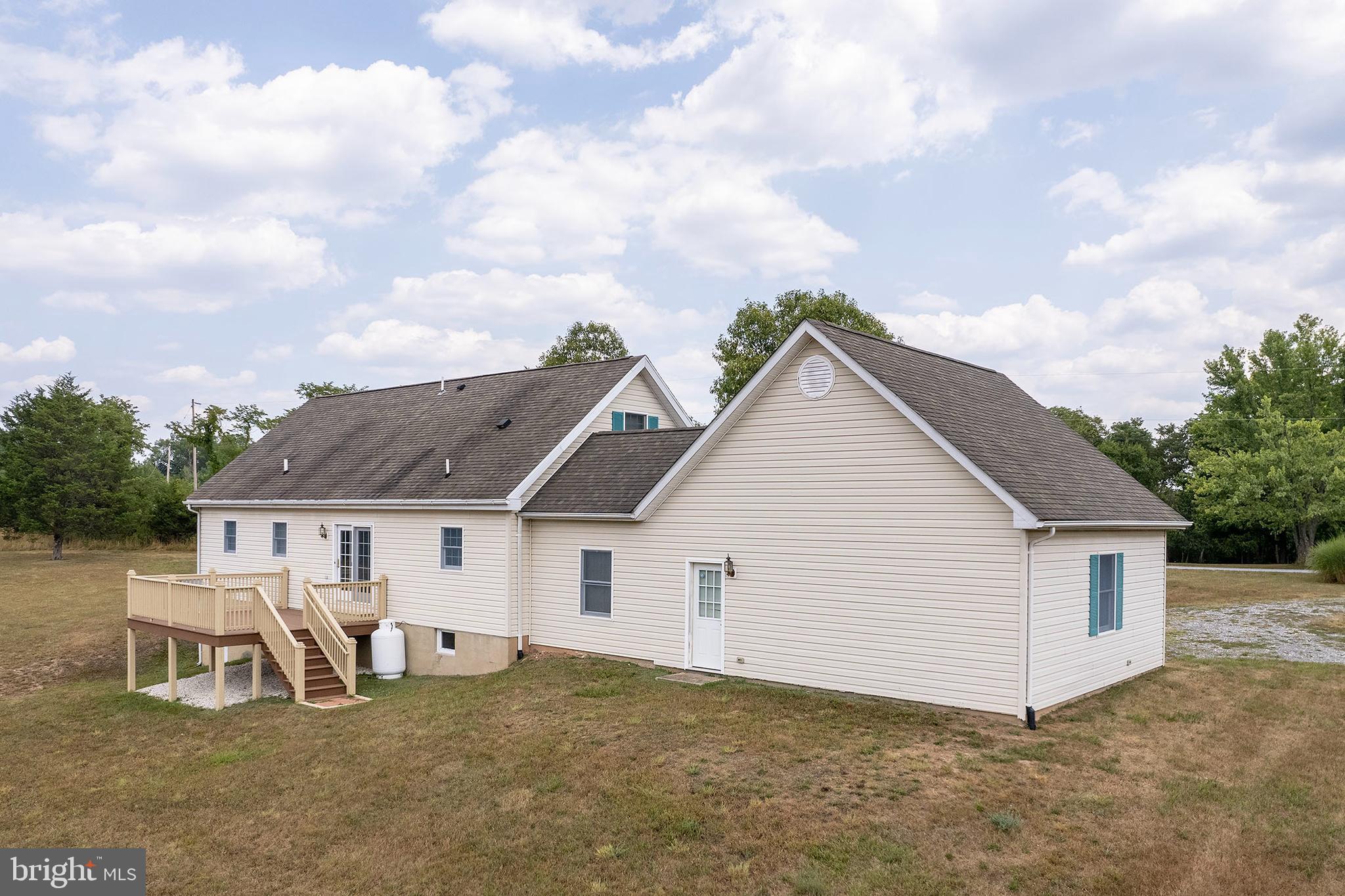 DUNMORE RIDGE PARK - Residential