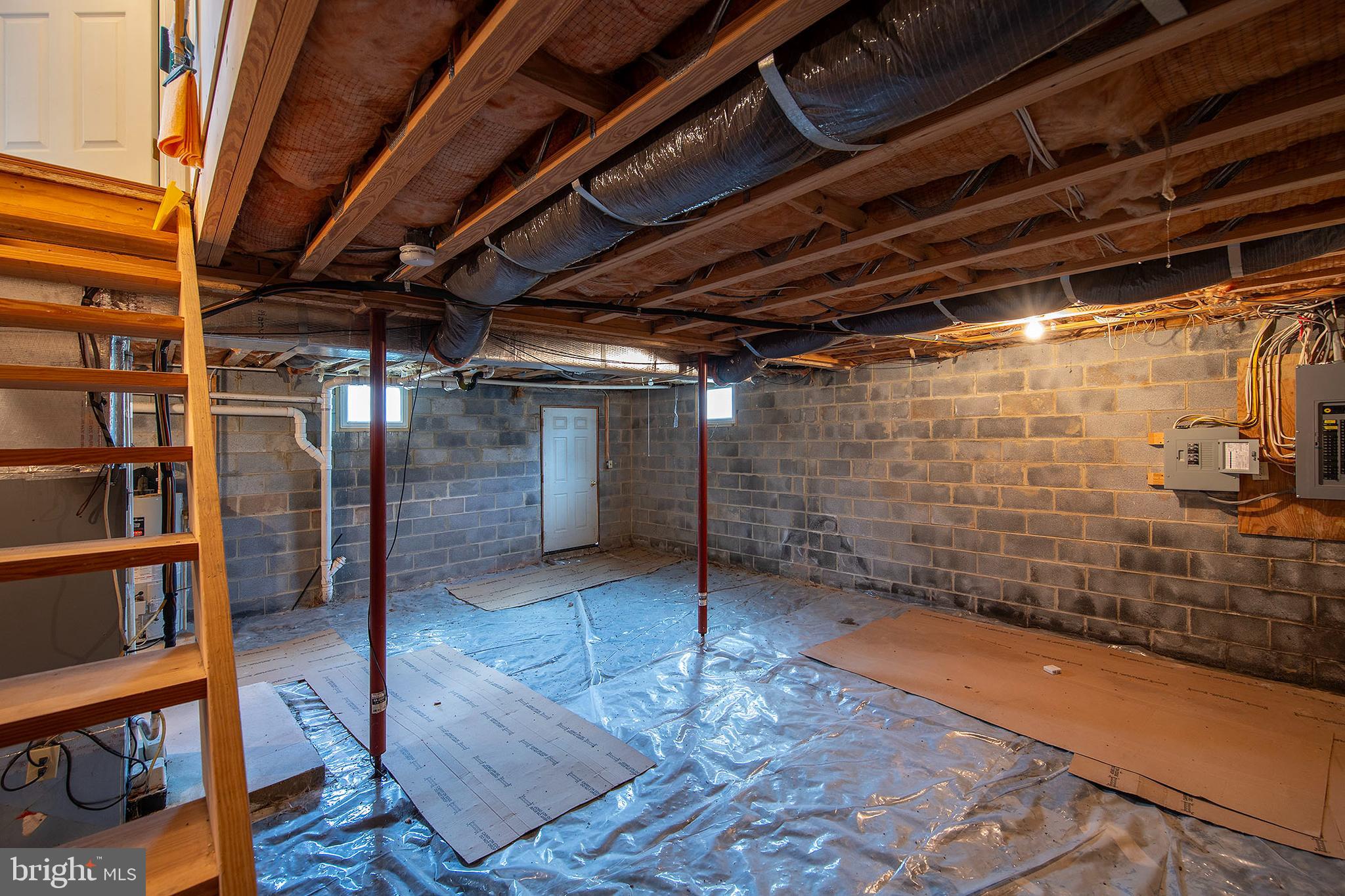 DUNMORE RIDGE PARK - Residential