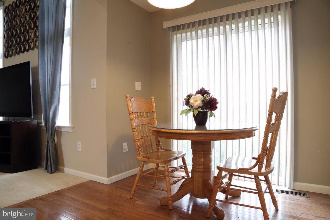 SWEETBRIAR CREEK - Residential