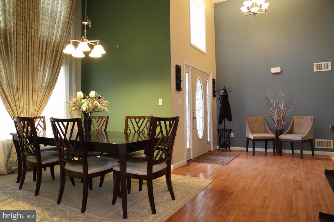 SWEETBRIAR CREEK - Residential