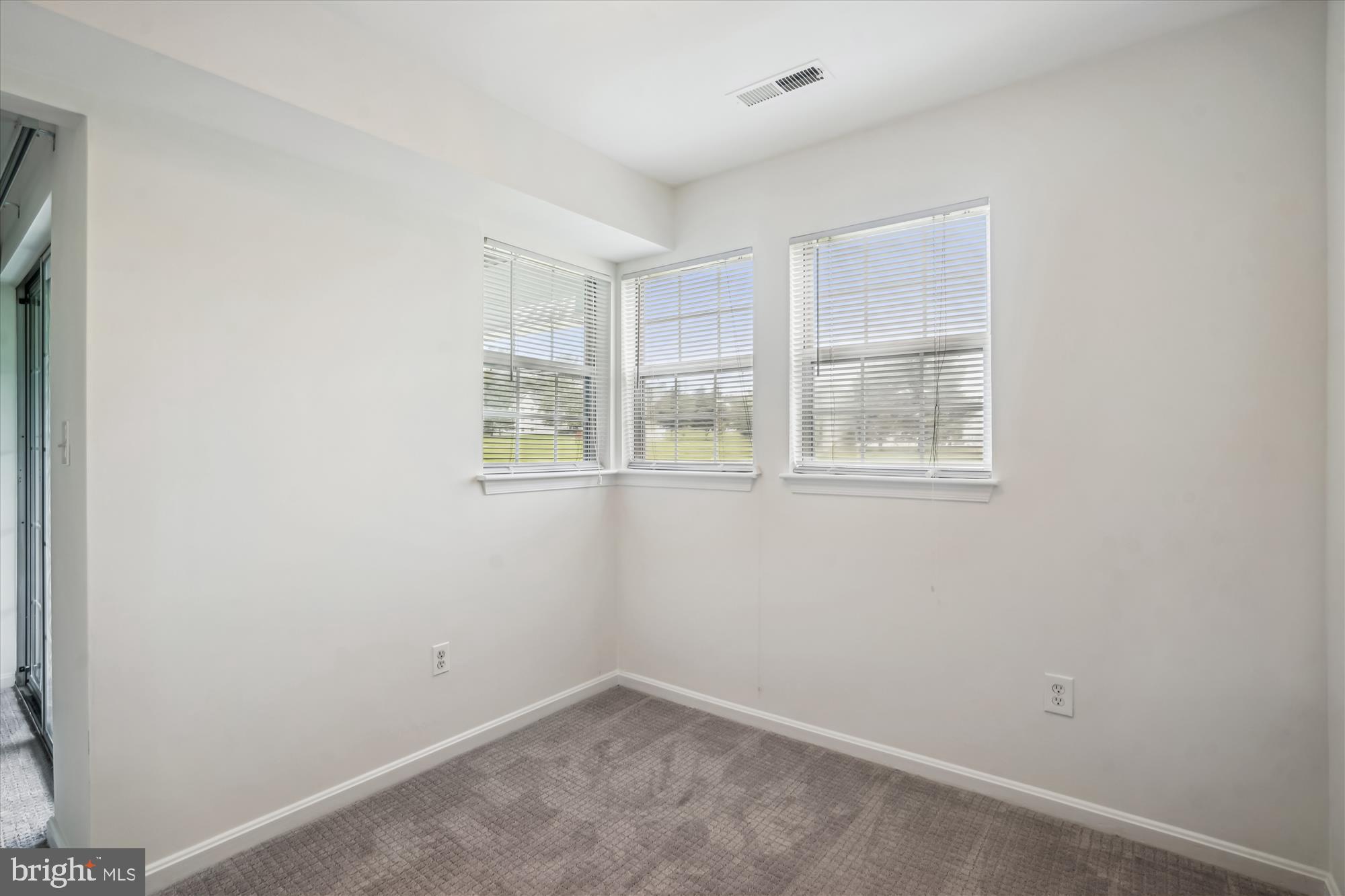 MONTGOMERY RUN - Residential