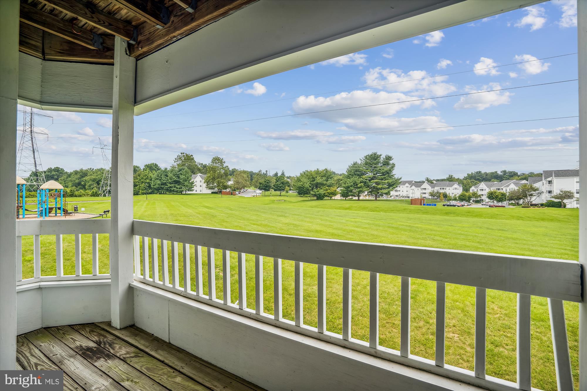 MONTGOMERY RUN - Residential