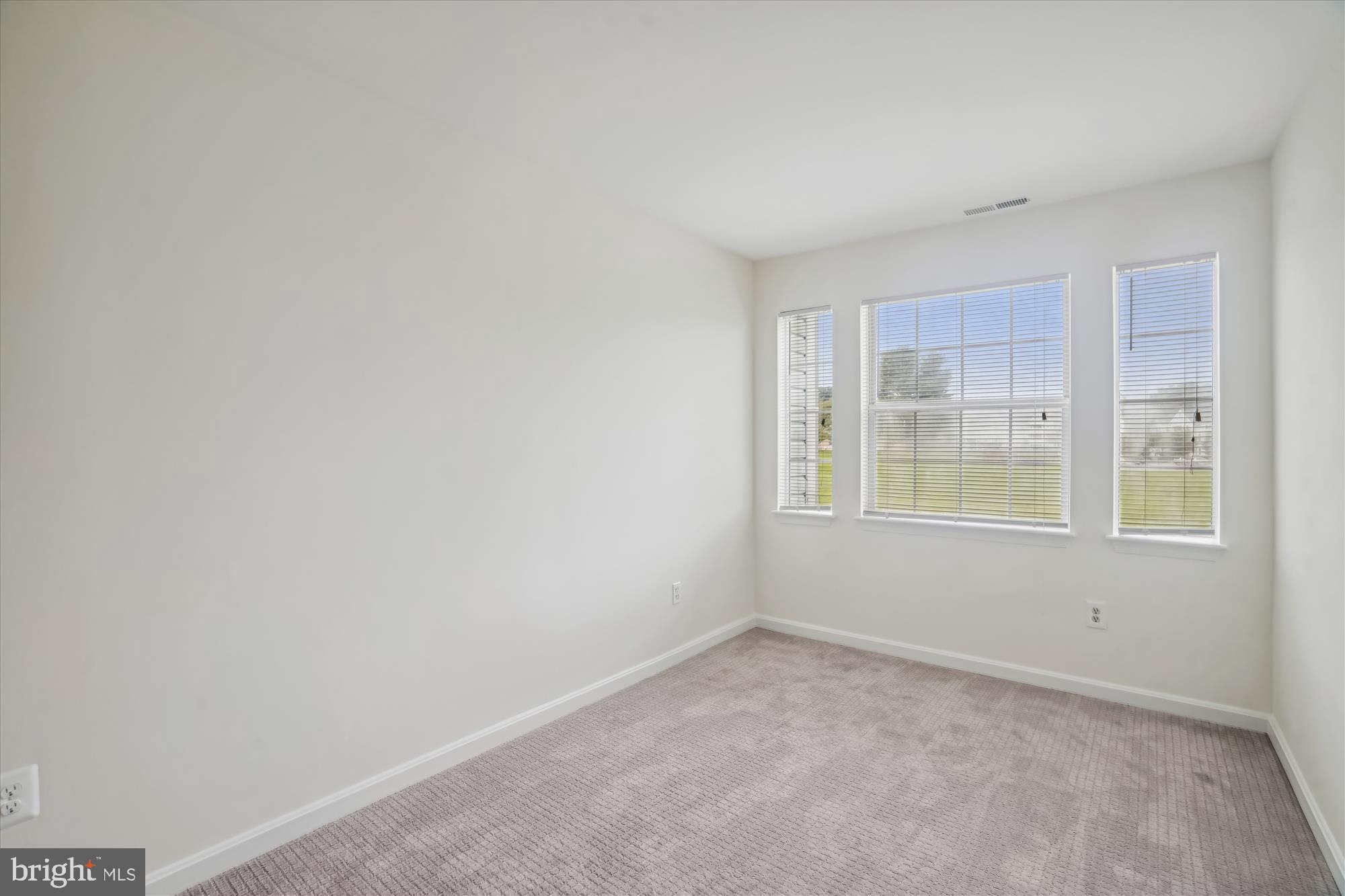 MONTGOMERY RUN - Residential