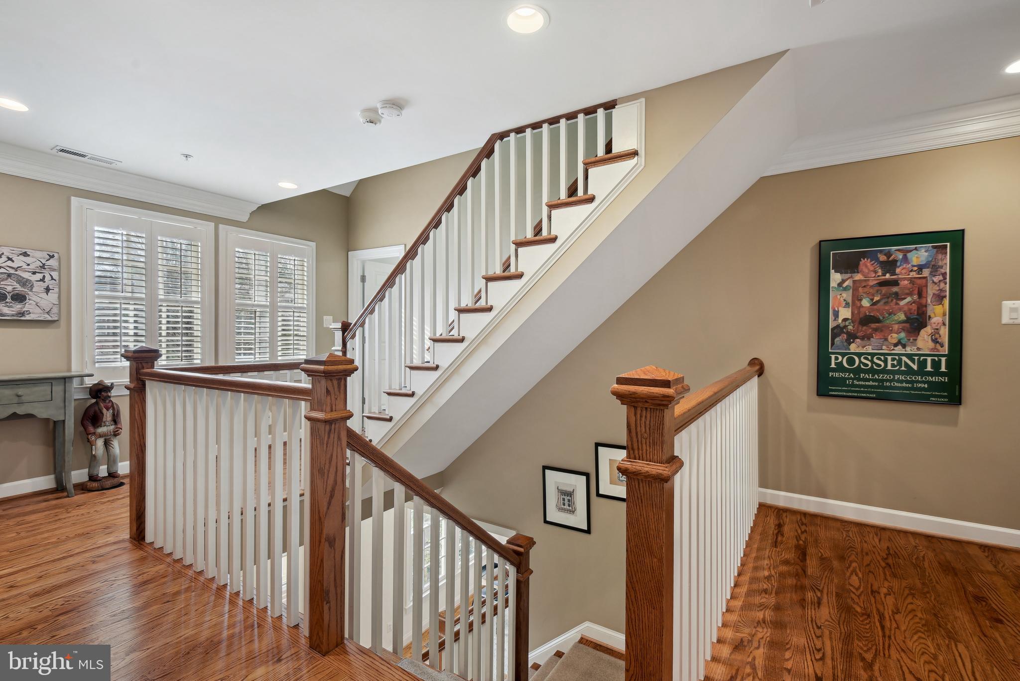 ENGLISH VILLAGE - Residential