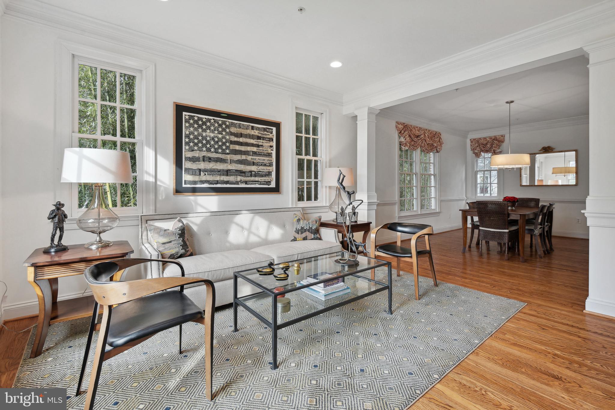 ENGLISH VILLAGE - Residential