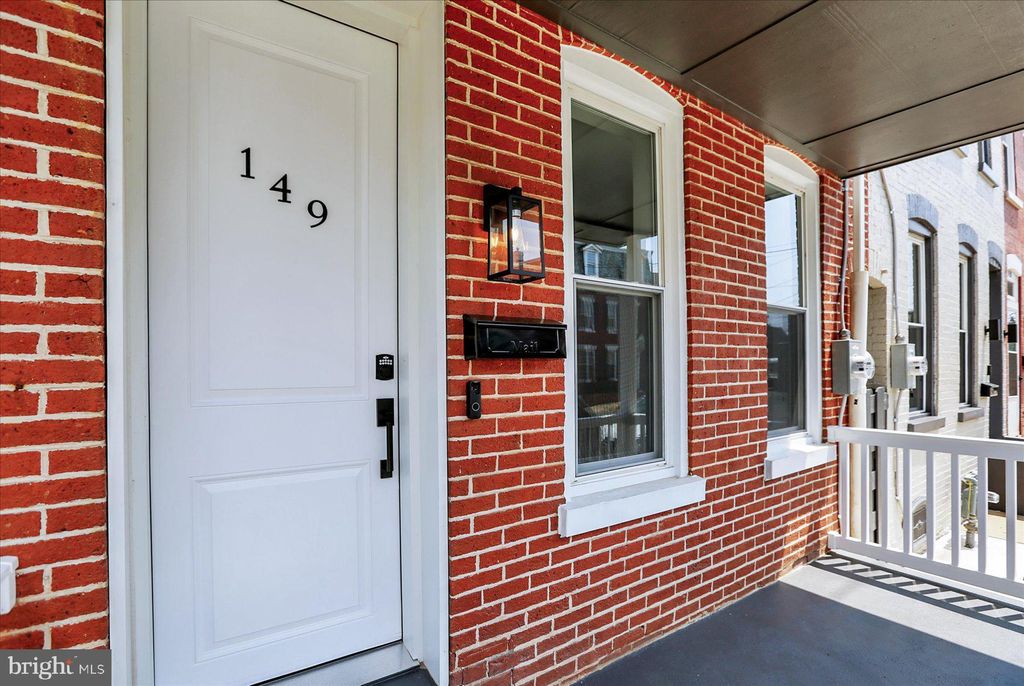 Photo of 149 S FOURTH ST, COLUMBIA, PA 17512 (MLS # PALA2038272)