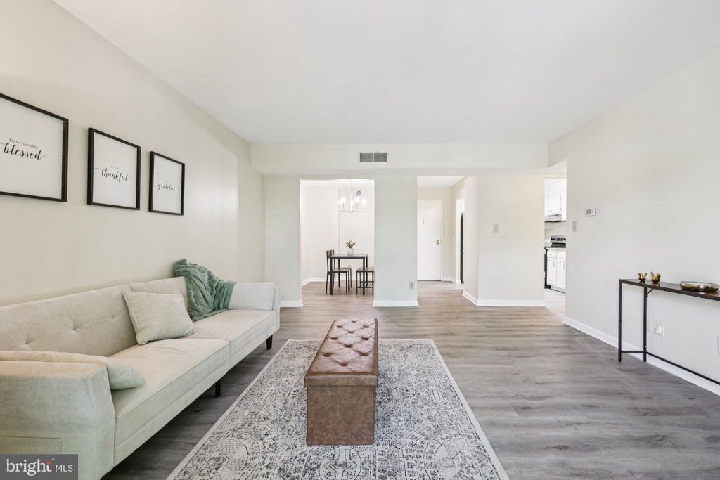 Photo of 801 Howard Street N #108, ALEXANDRIA, VA 22304 (MLS # VAAX2059190)