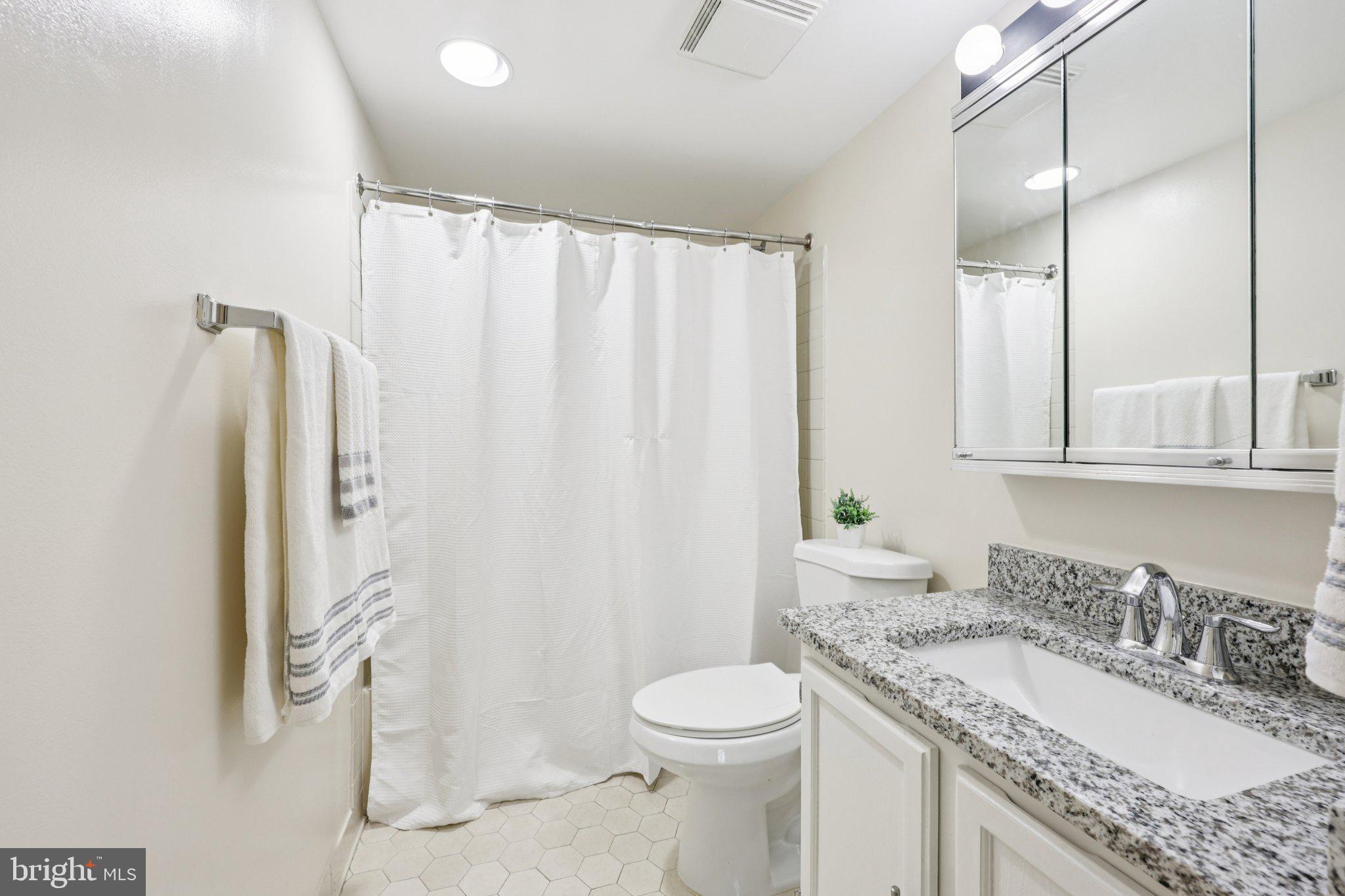 THE PLAZA - Residential