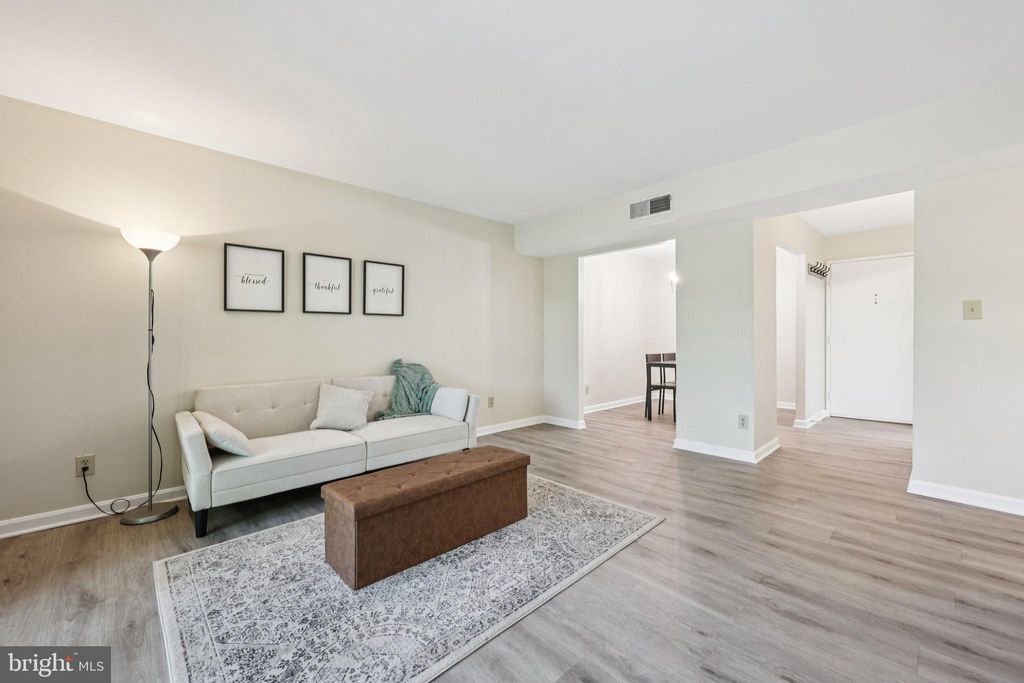 Photo of 801 Howard Street N #108, ALEXANDRIA, VA 22304 (MLS # VAAX2059190)