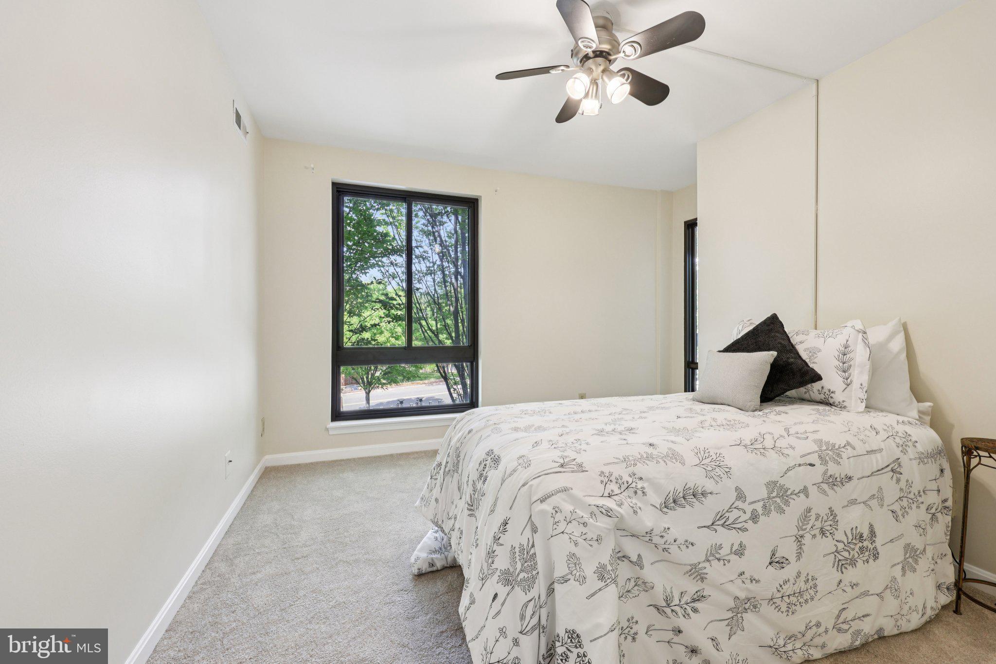 THE PLAZA - Residential