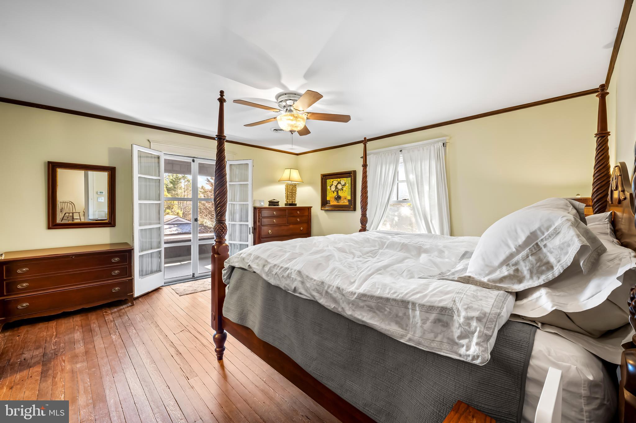 ROLAND PARK - Residential