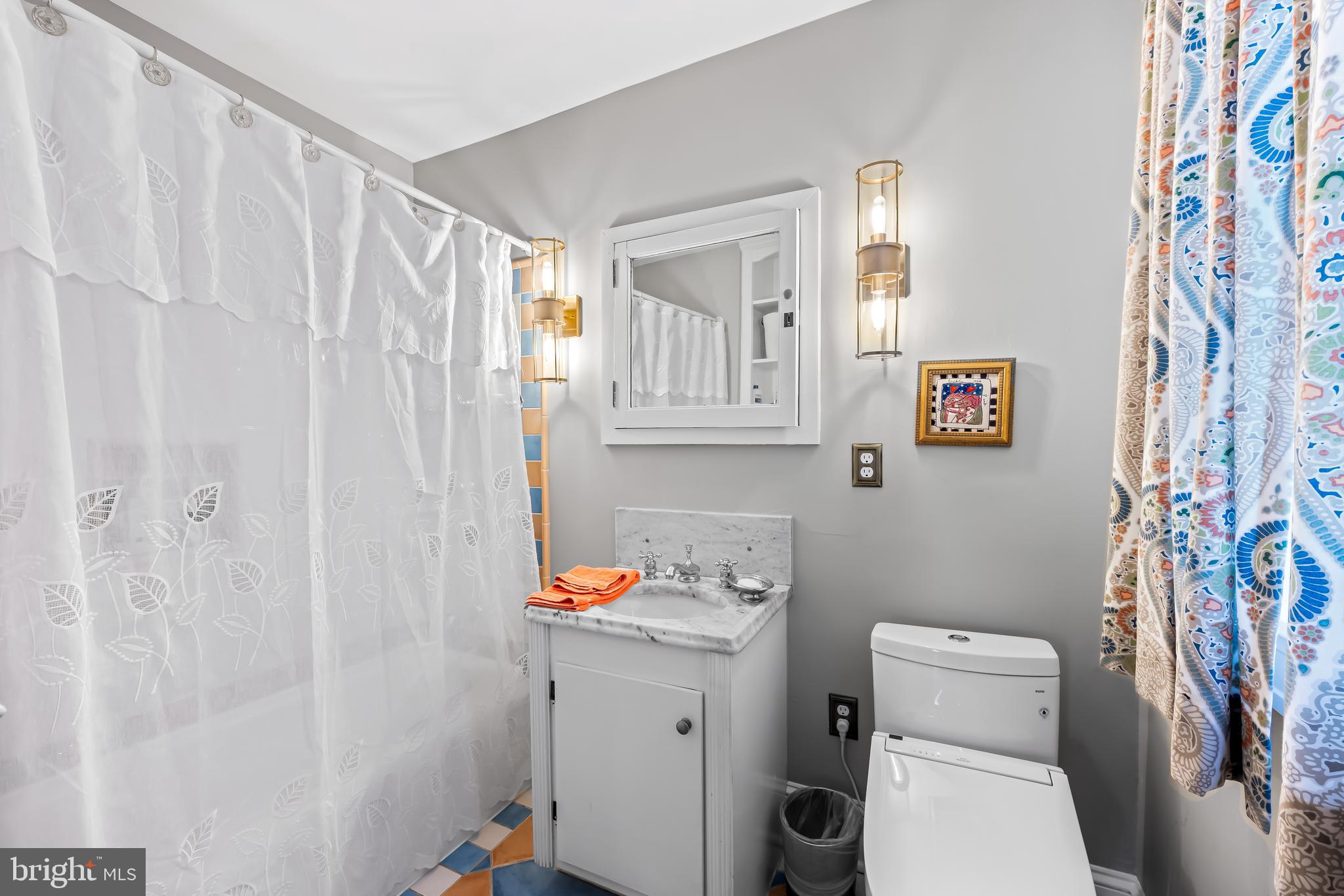 ROLAND PARK - Residential