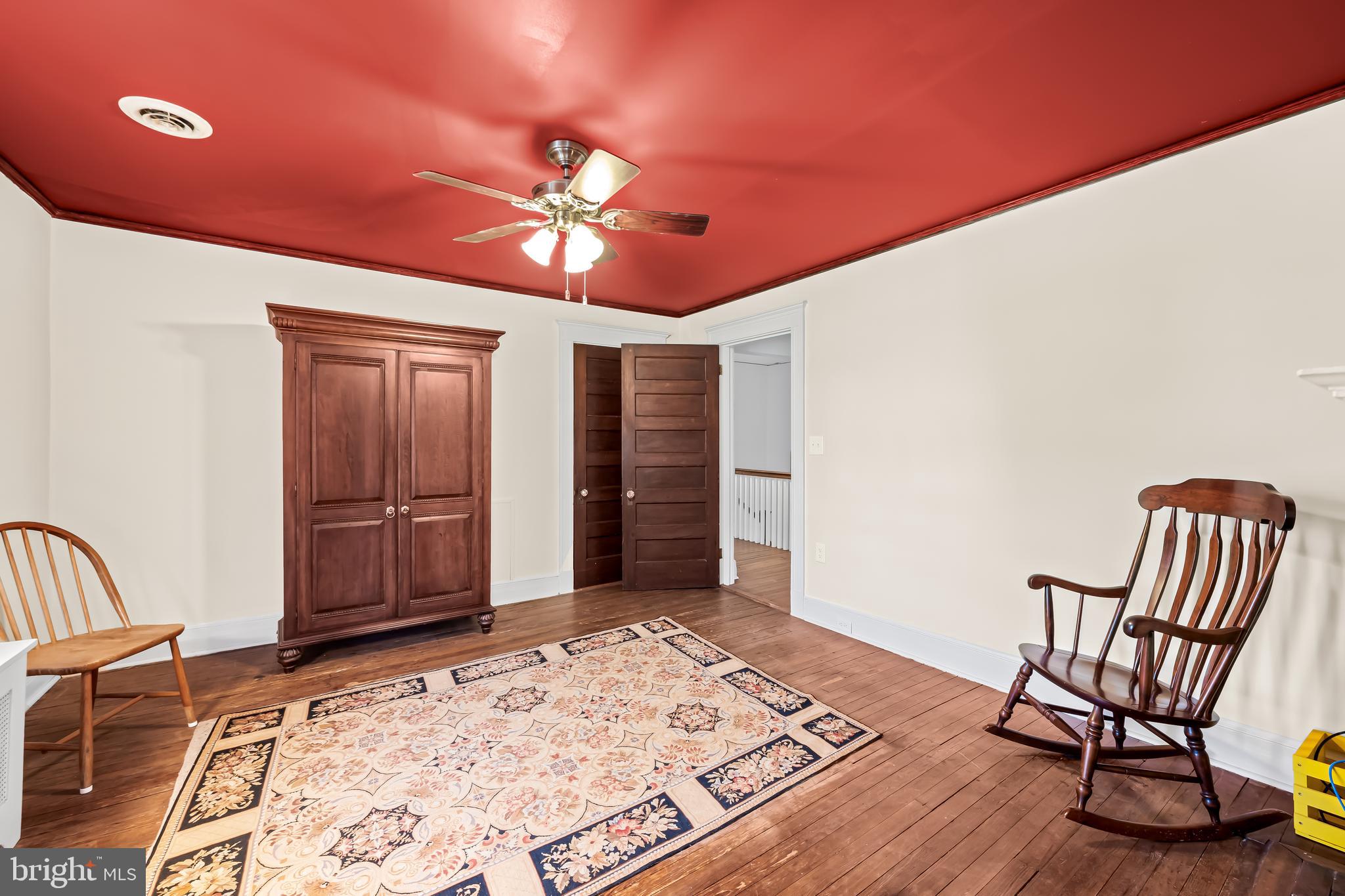 ROLAND PARK - Residential