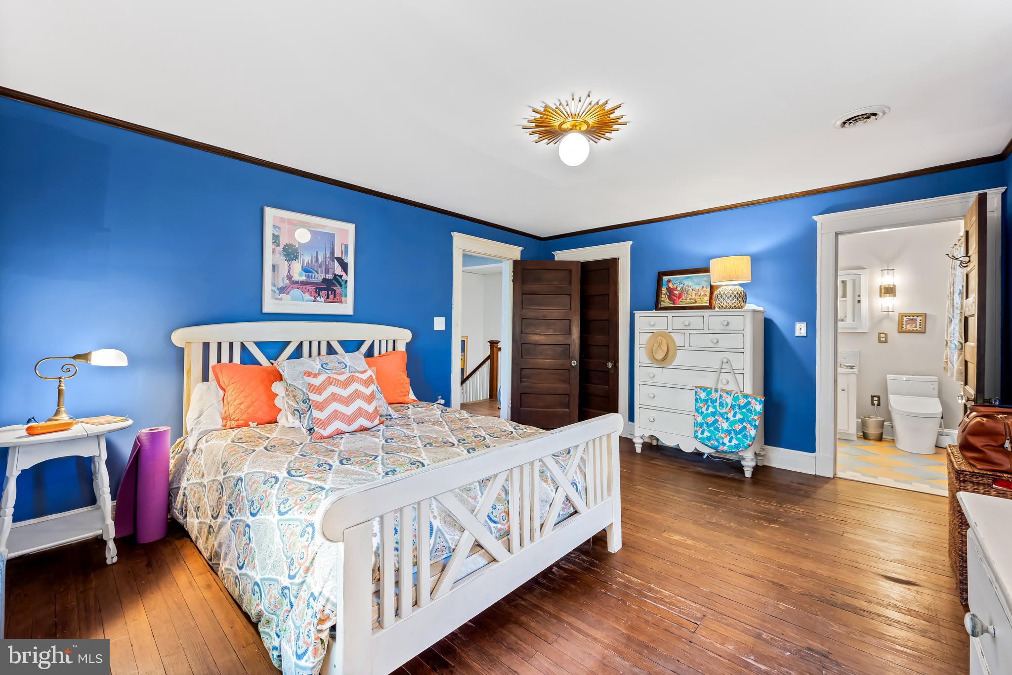 ROLAND PARK - Residential