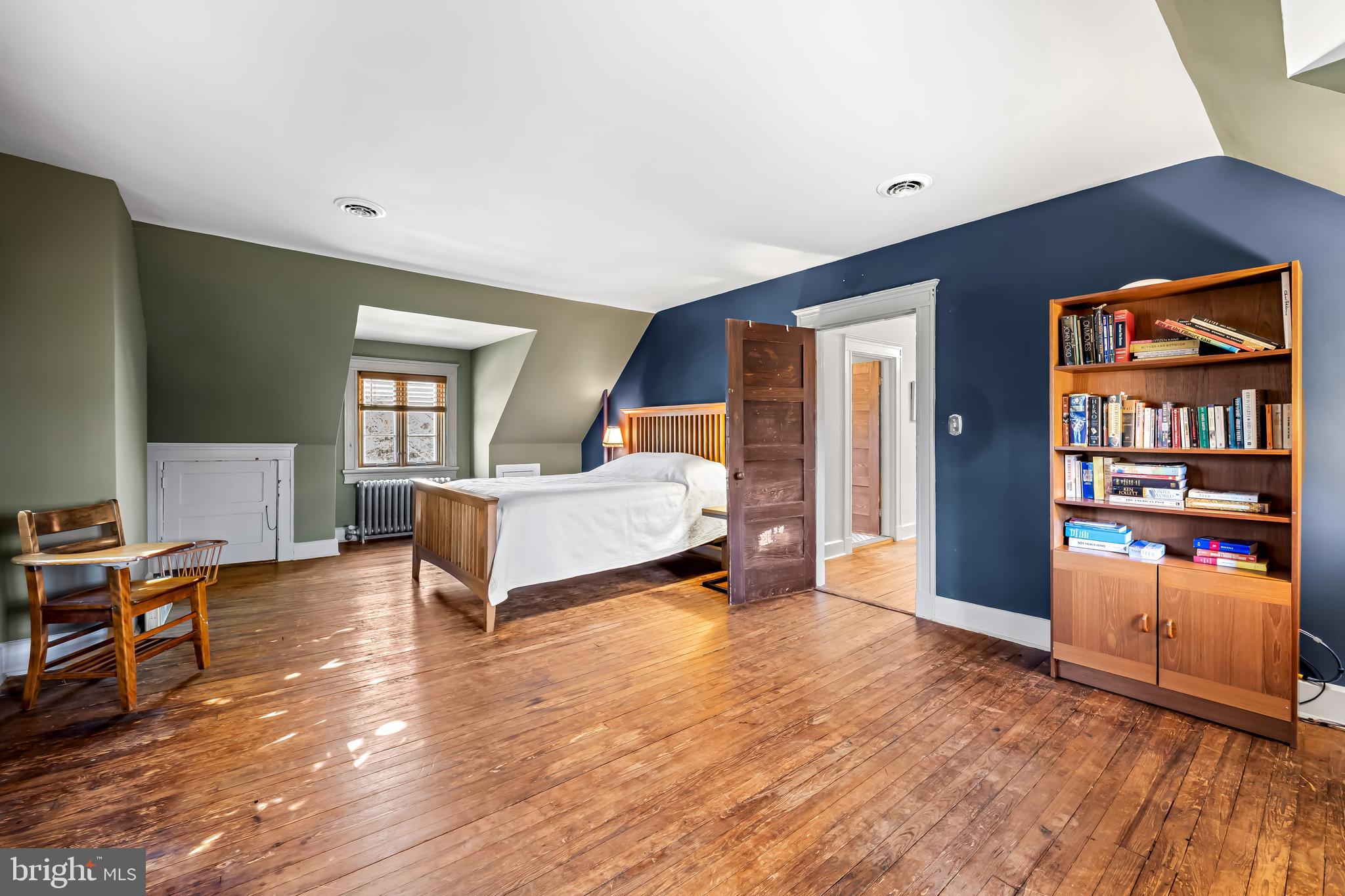 ROLAND PARK - Residential