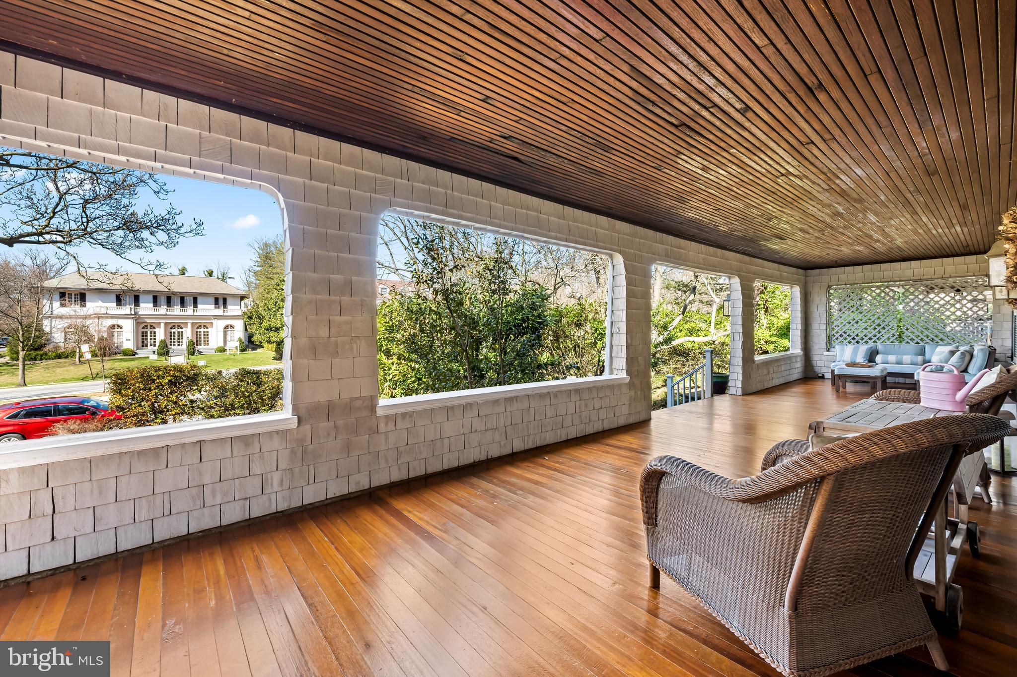 ROLAND PARK - Residential