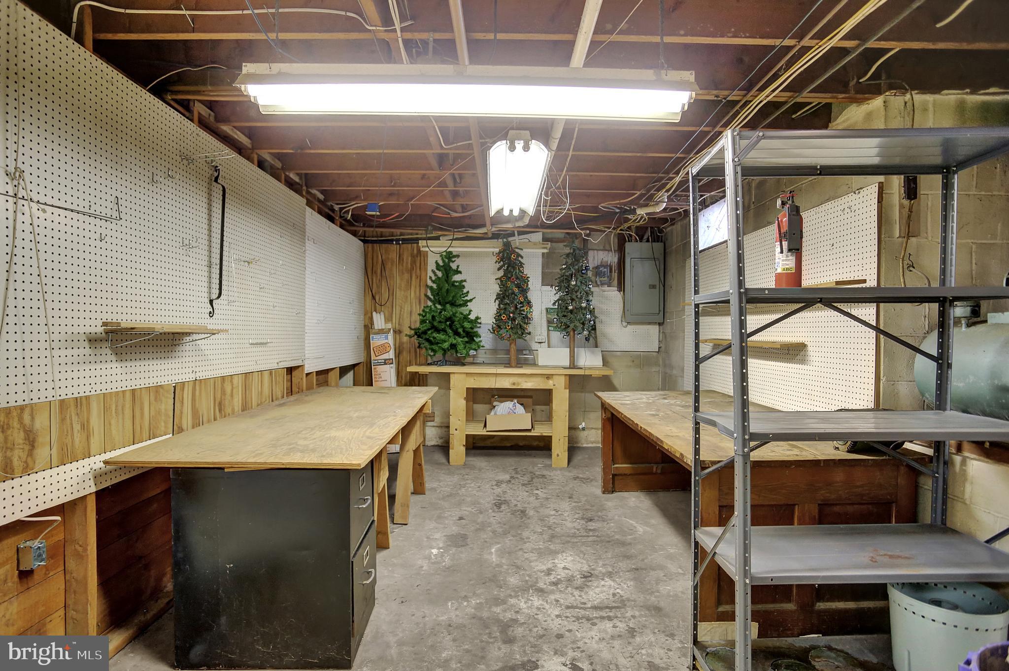 BASIN HILL HEIGHTS - Residential