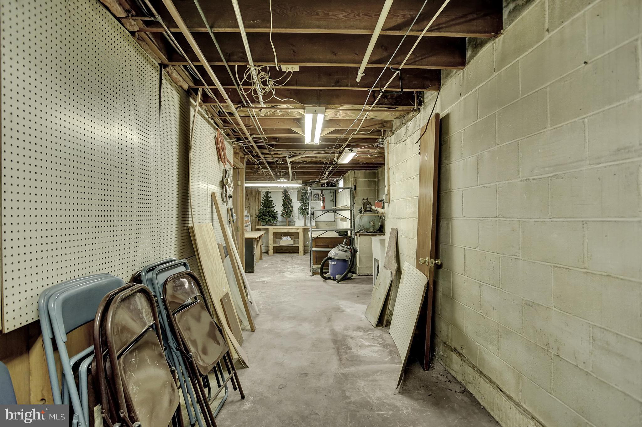 BASIN HILL HEIGHTS - Residential