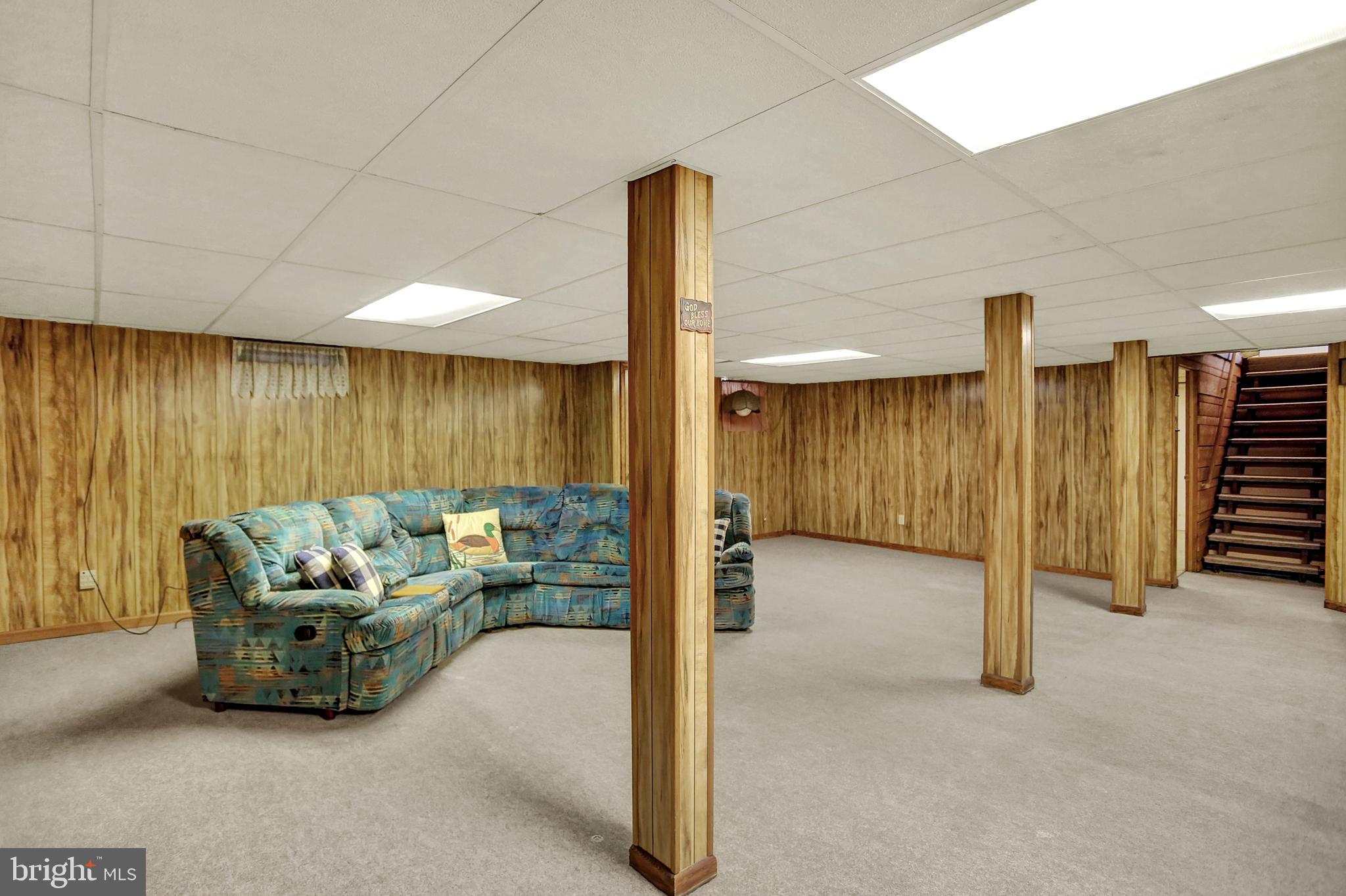 BASIN HILL HEIGHTS - Residential