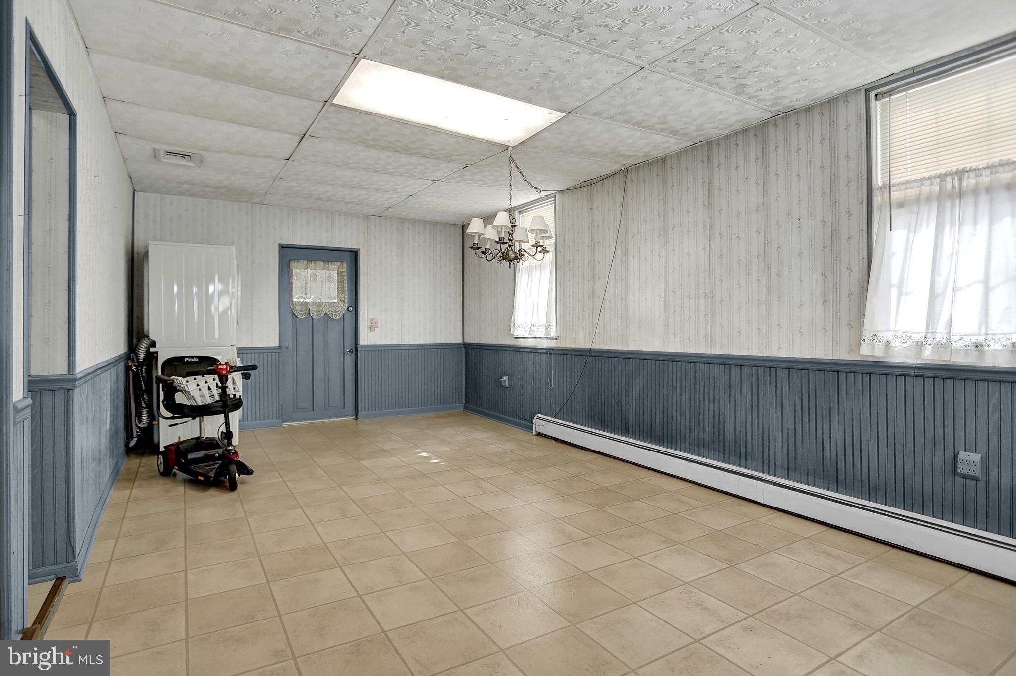 BASIN HILL HEIGHTS - Residential