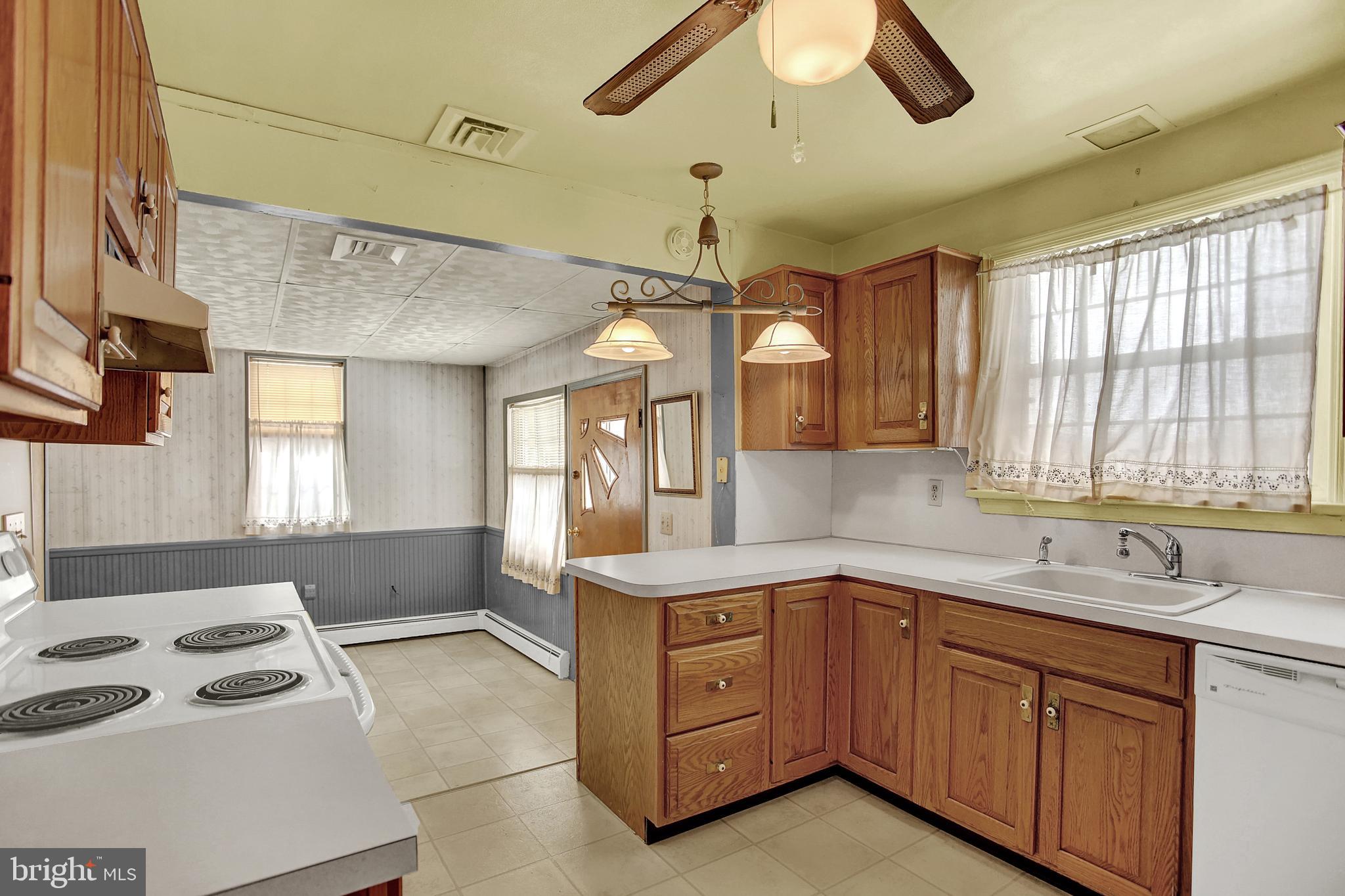 BASIN HILL HEIGHTS - Residential