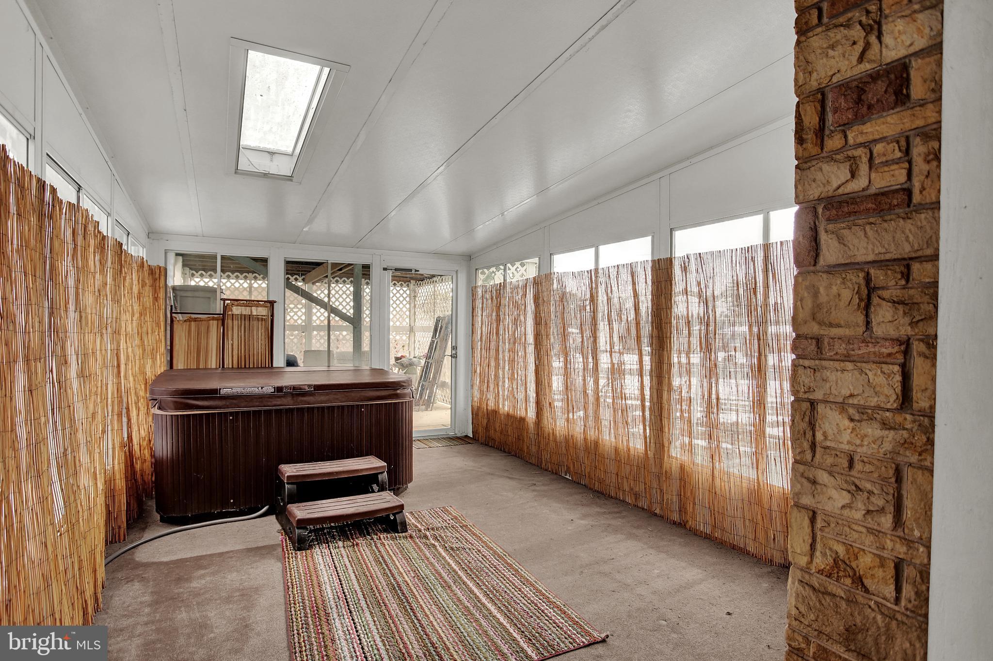 BASIN HILL HEIGHTS - Residential