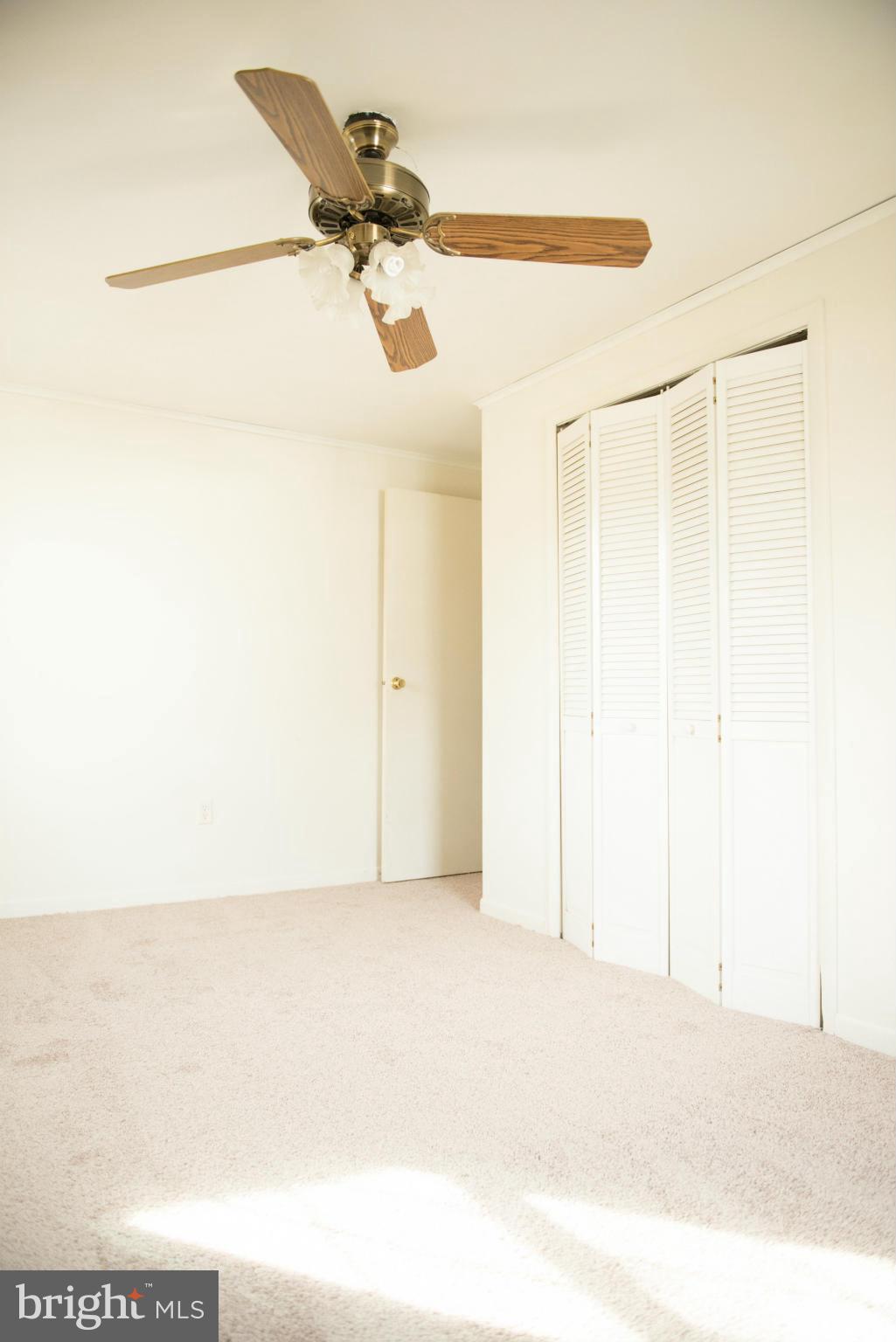 OAKRIDGE / COUNTRY RIDGE - Residential