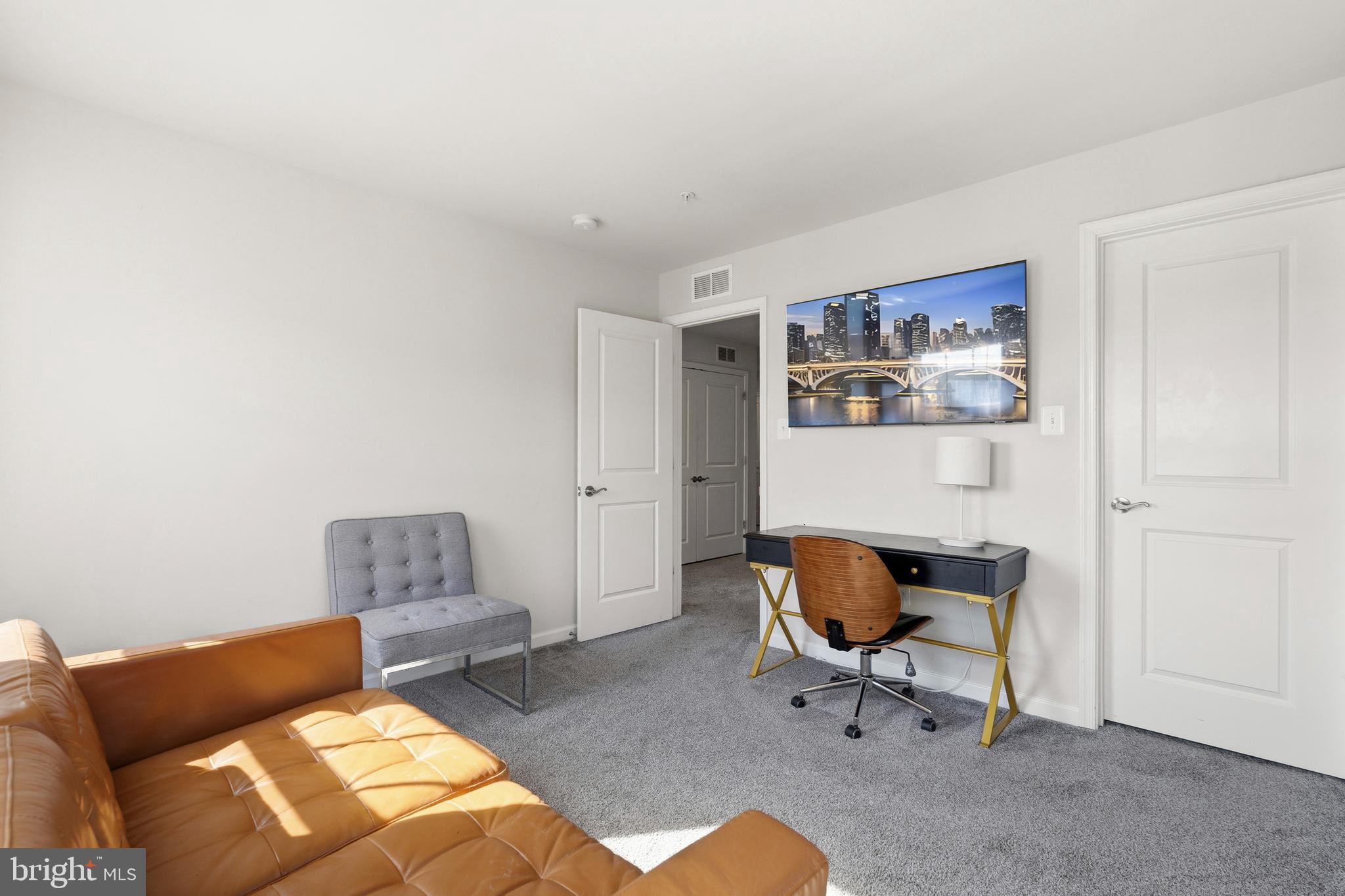 GLENN DALE COMMONS - Residential