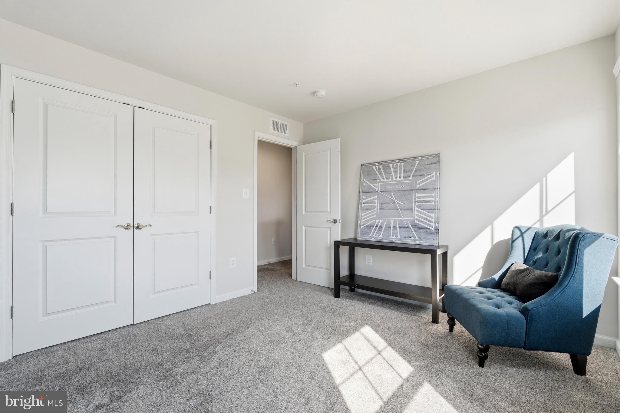 GLENN DALE COMMONS - Residential