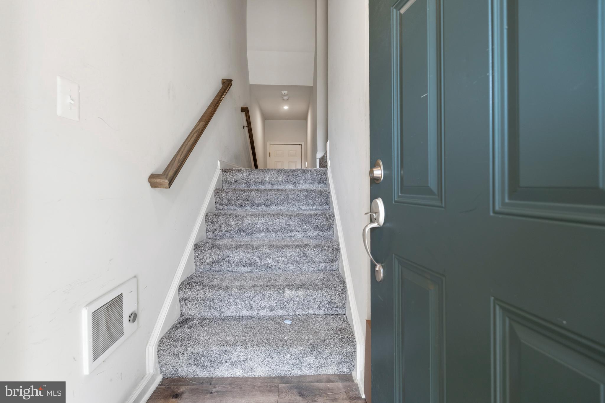 GLENN DALE COMMONS - Residential