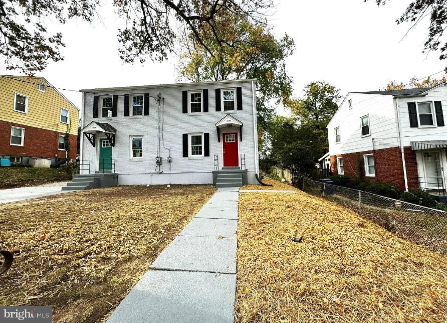 ALEXANDRIA - Residential Lease