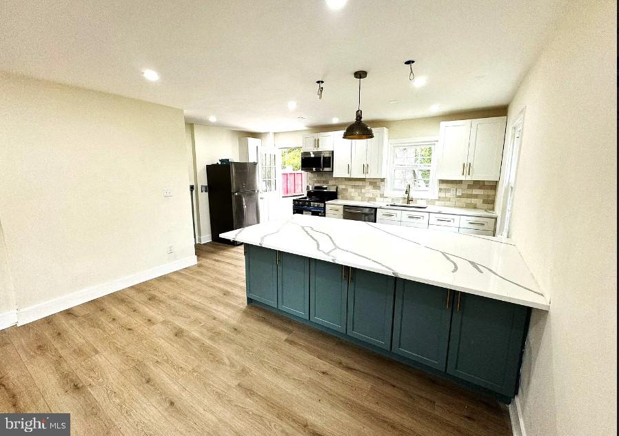 ALEXANDRIA - Residential Lease