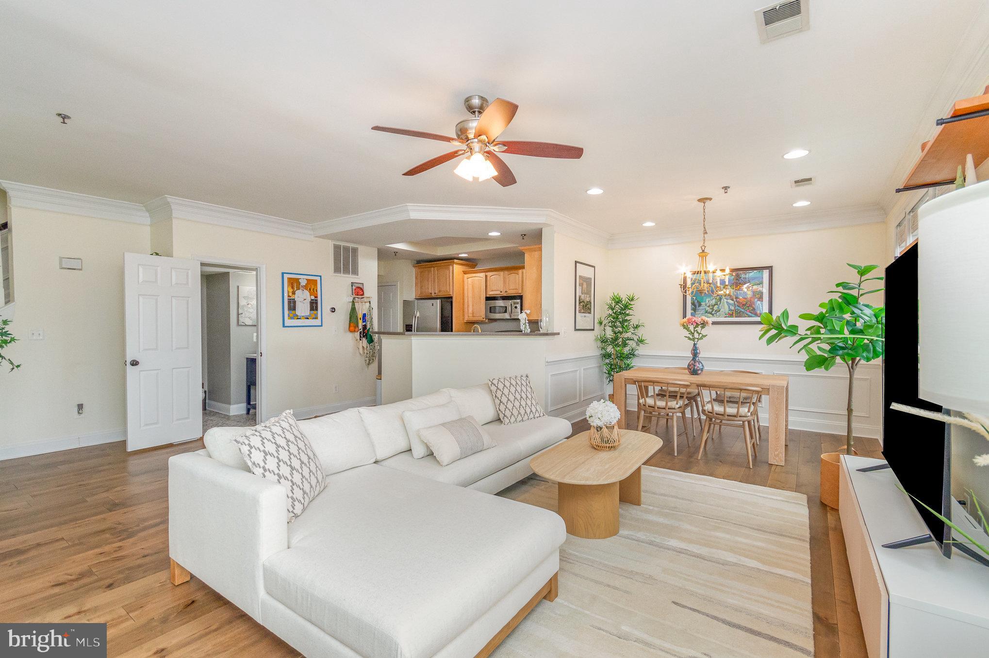 GROVETON WOODS - Residential