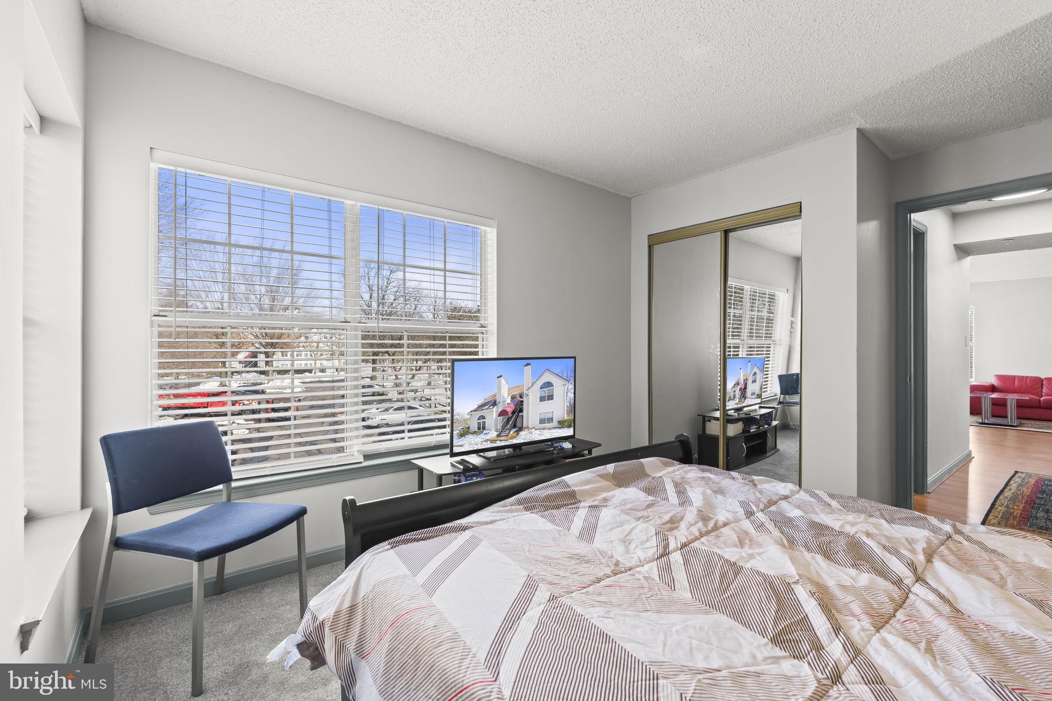 LAKE ARBOR - Residential