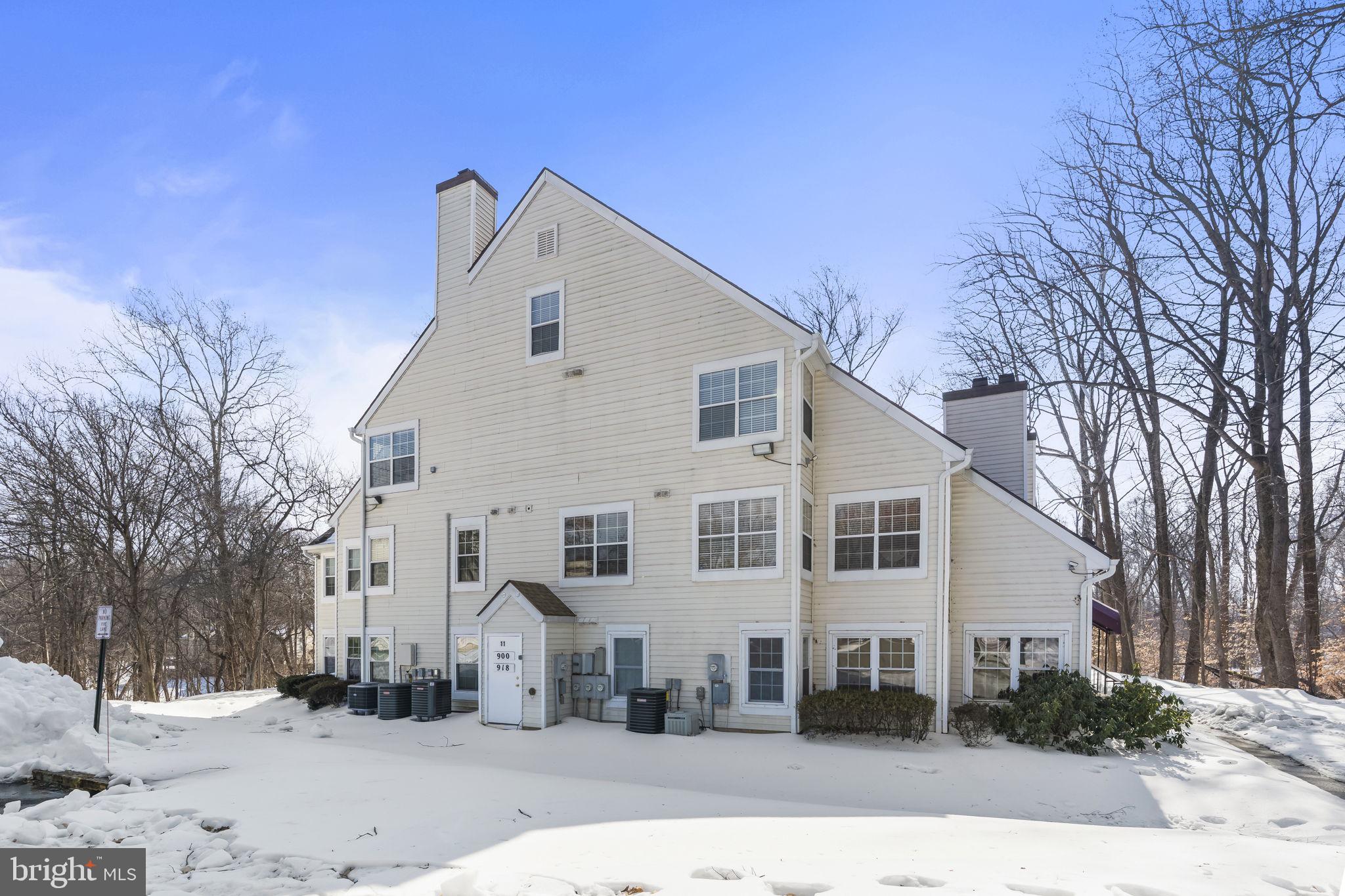 LAKE ARBOR - Residential