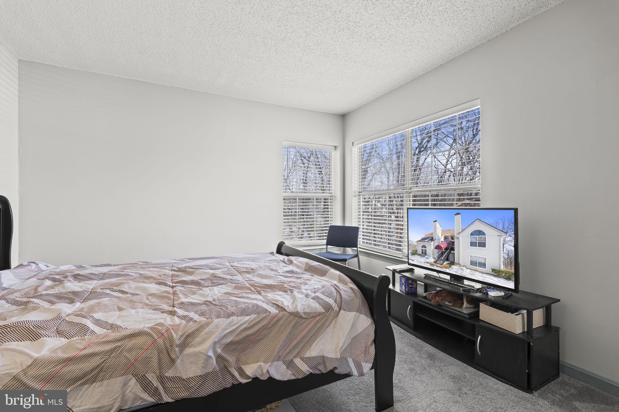 LAKE ARBOR - Residential