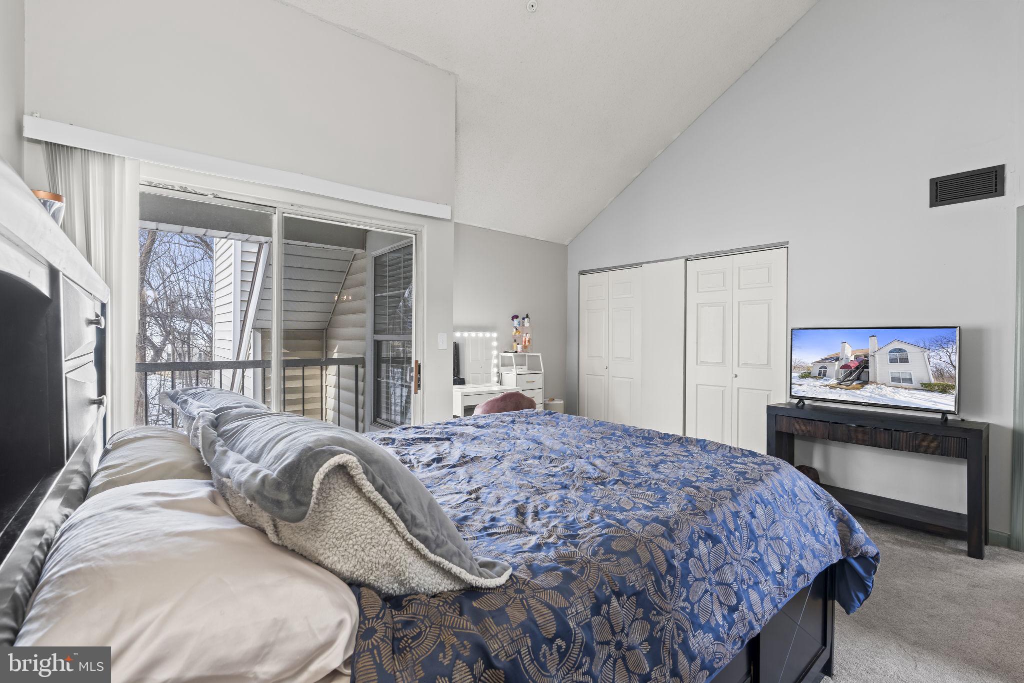 LAKE ARBOR - Residential