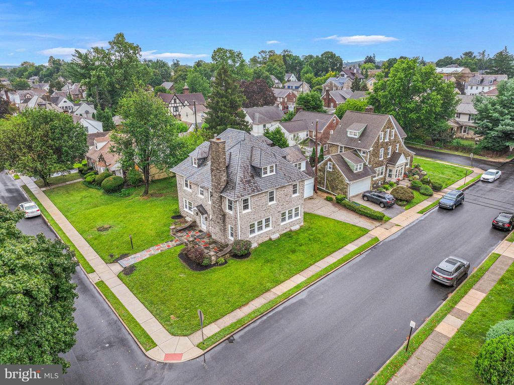 Photo of 474 Kenwood Road, DREXEL HILL, PA 19026 (MLS # PADE2100720)