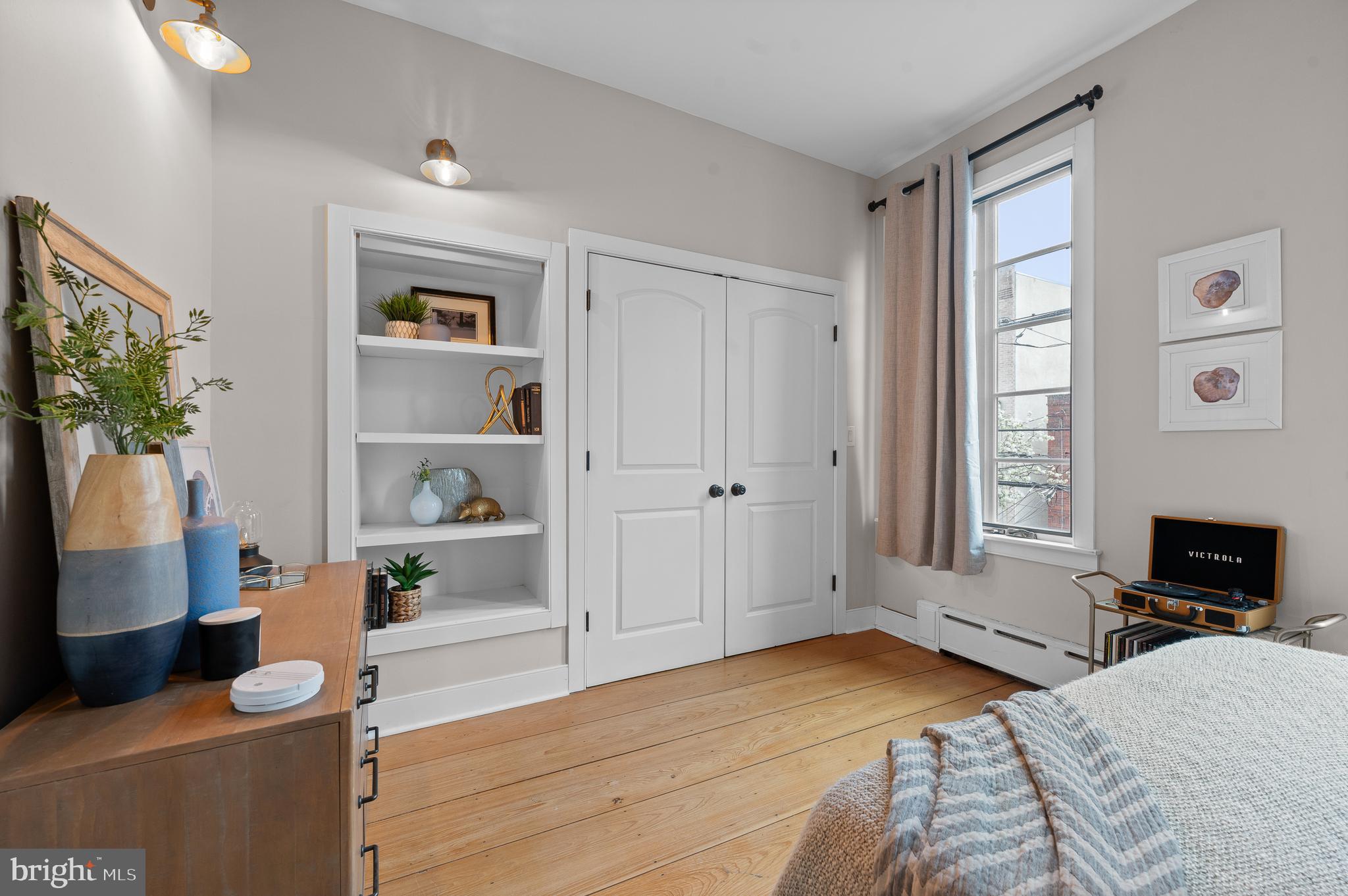 BELLA VISTA - Residential