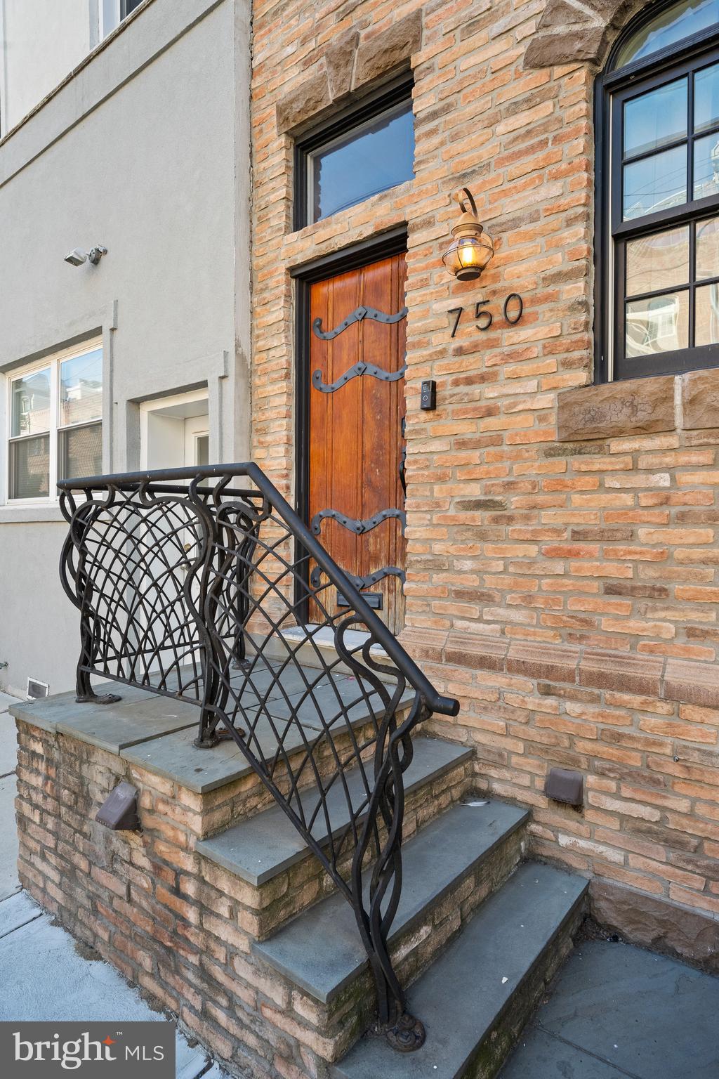 BELLA VISTA - Residential