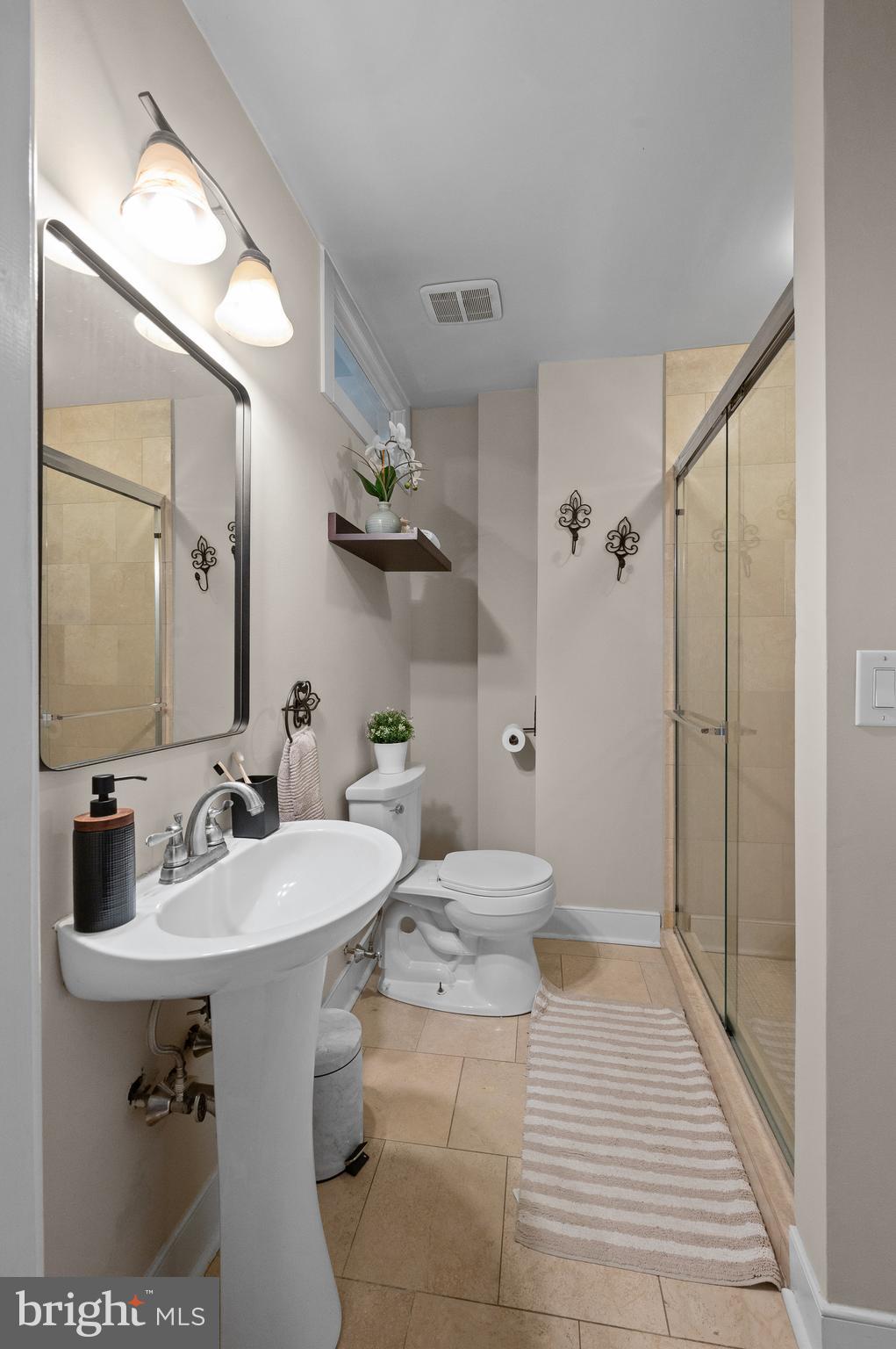 BELLA VISTA - Residential