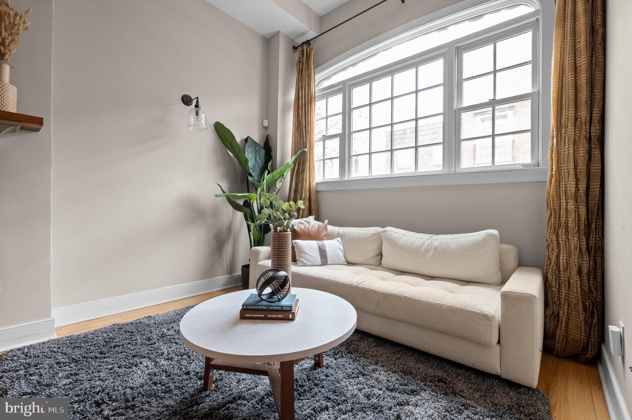 BELLA VISTA - Residential