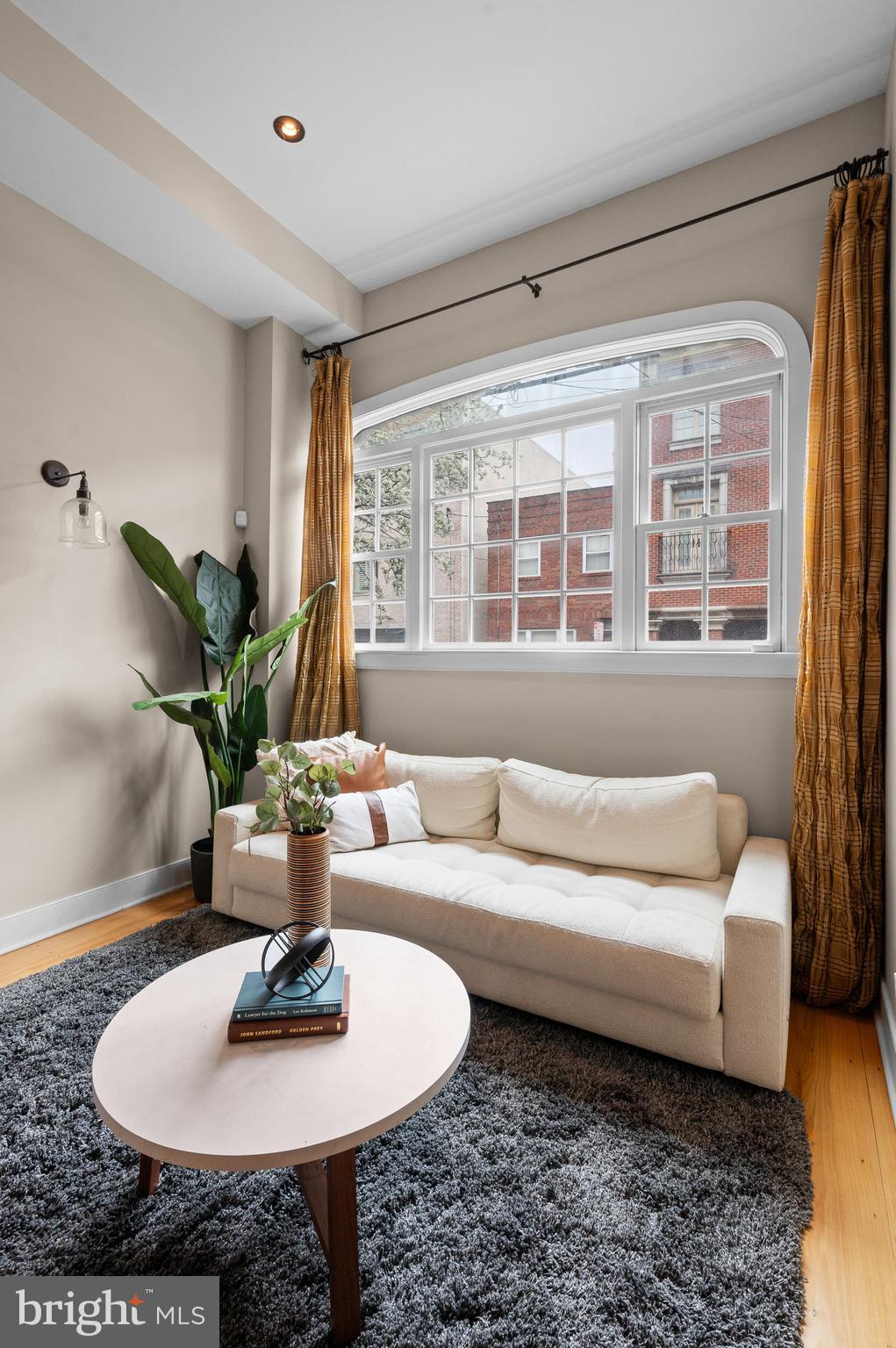 BELLA VISTA - Residential